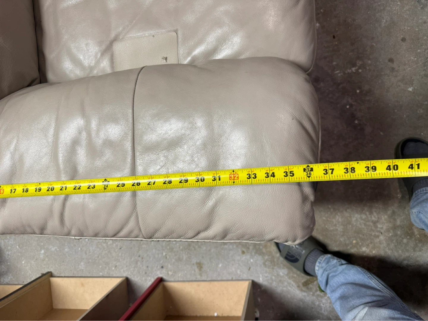 Light Beige Leather Sofa - photo 5