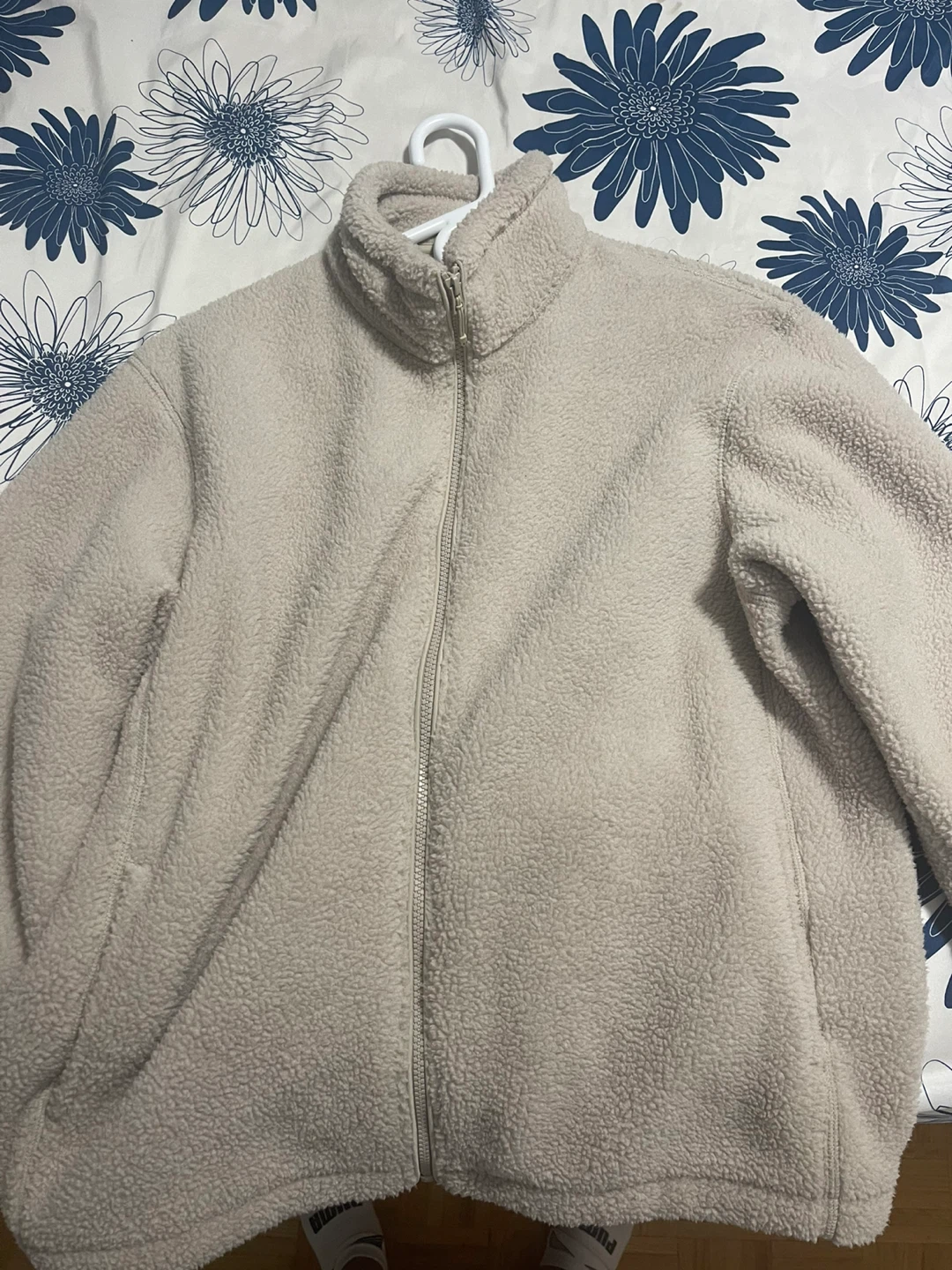 Uniqlo fleece jacket