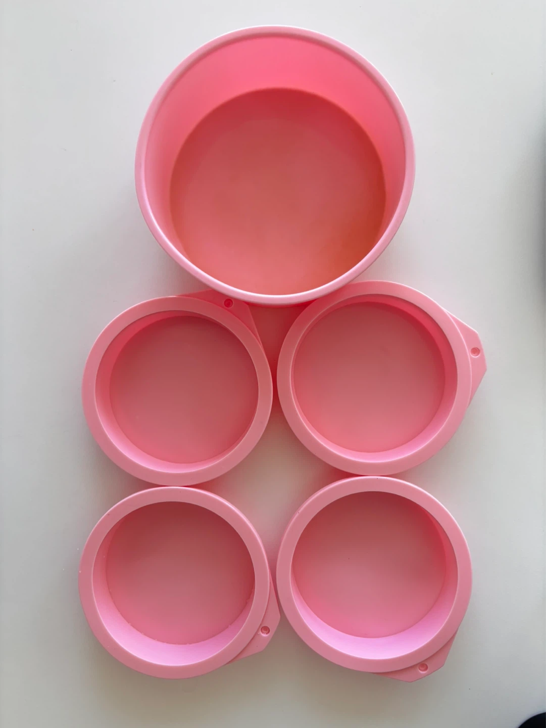 🎂 Round Silicone Cake Molds Set (6" Large / 4" Mini 4-Pack)