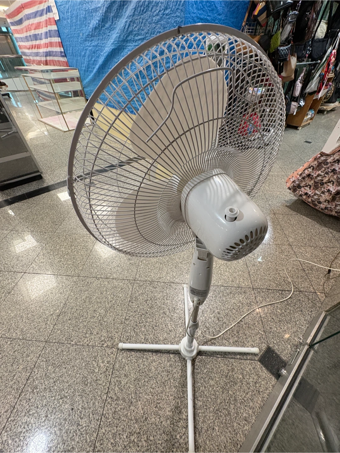 Everyday Essentials White Pedestal Fan - photo 2