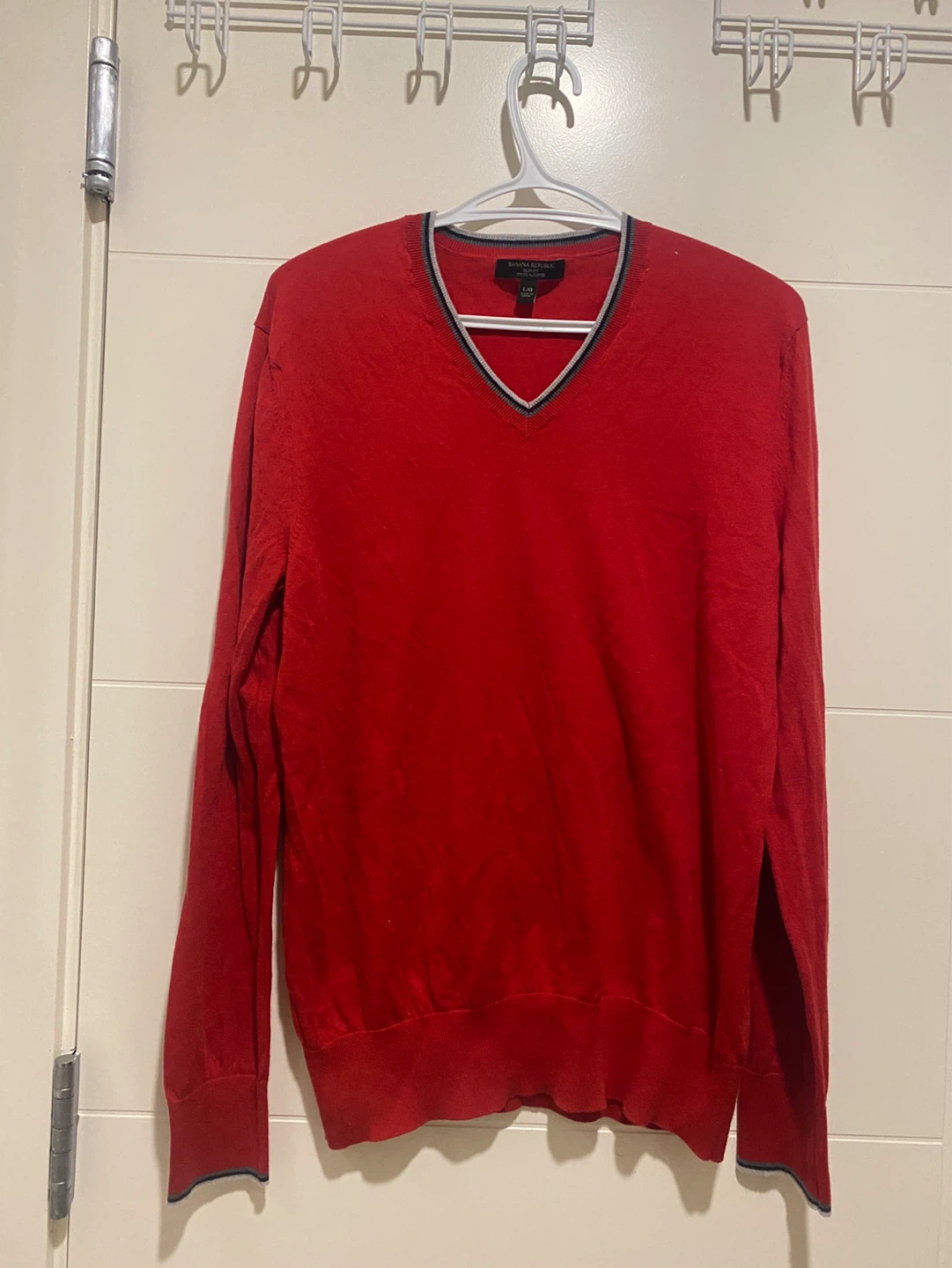 Banana Republic Red Slim Fit V-Neck Sweater