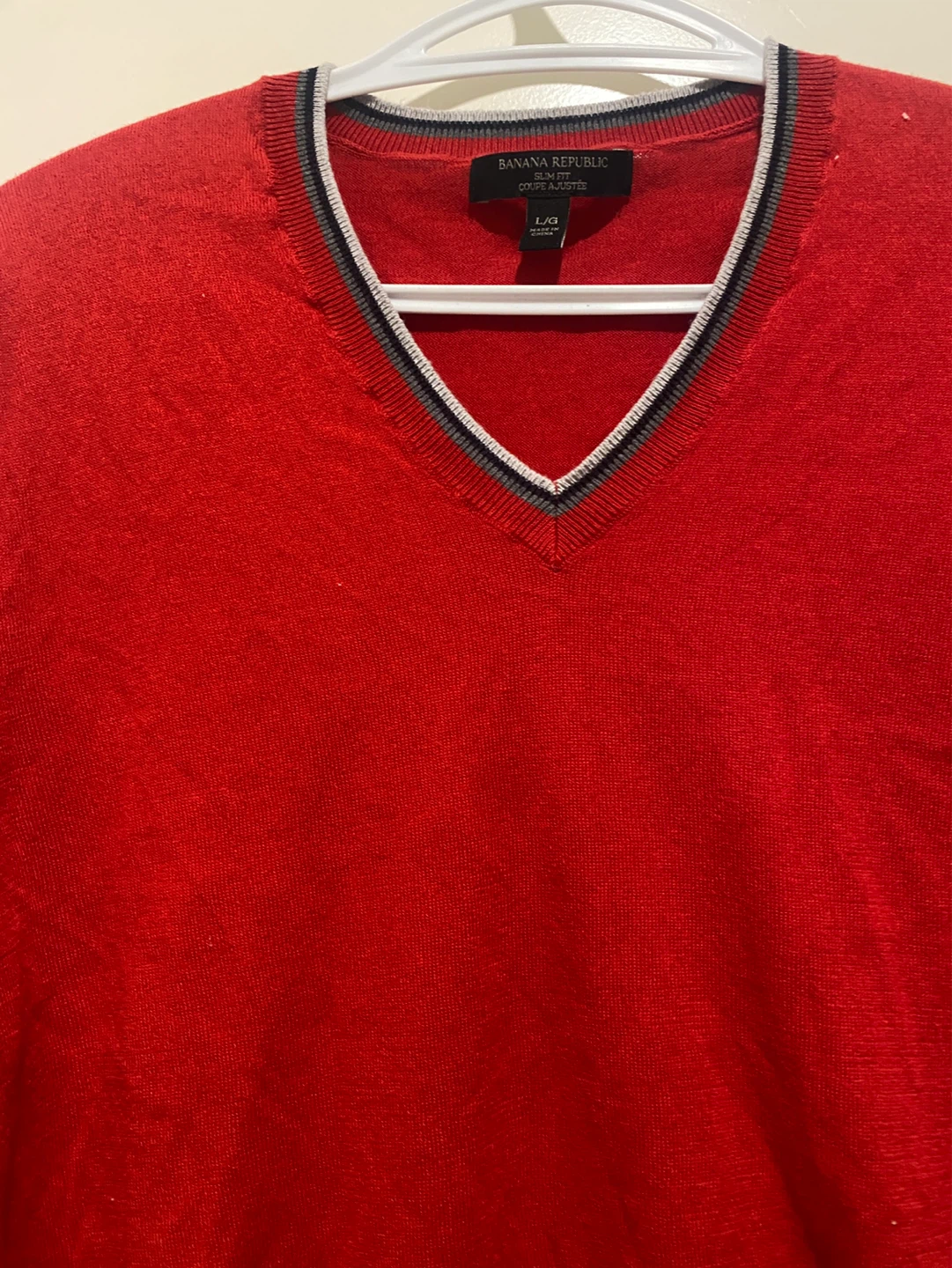 Banana Republic Red Slim Fit V-Neck Sweater - photo 2