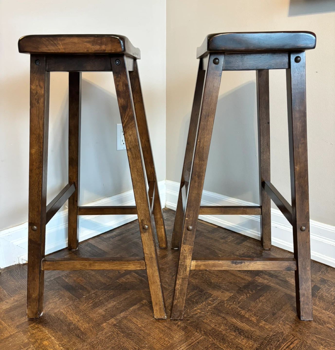 Solid Wood Backless Stool - photo 2