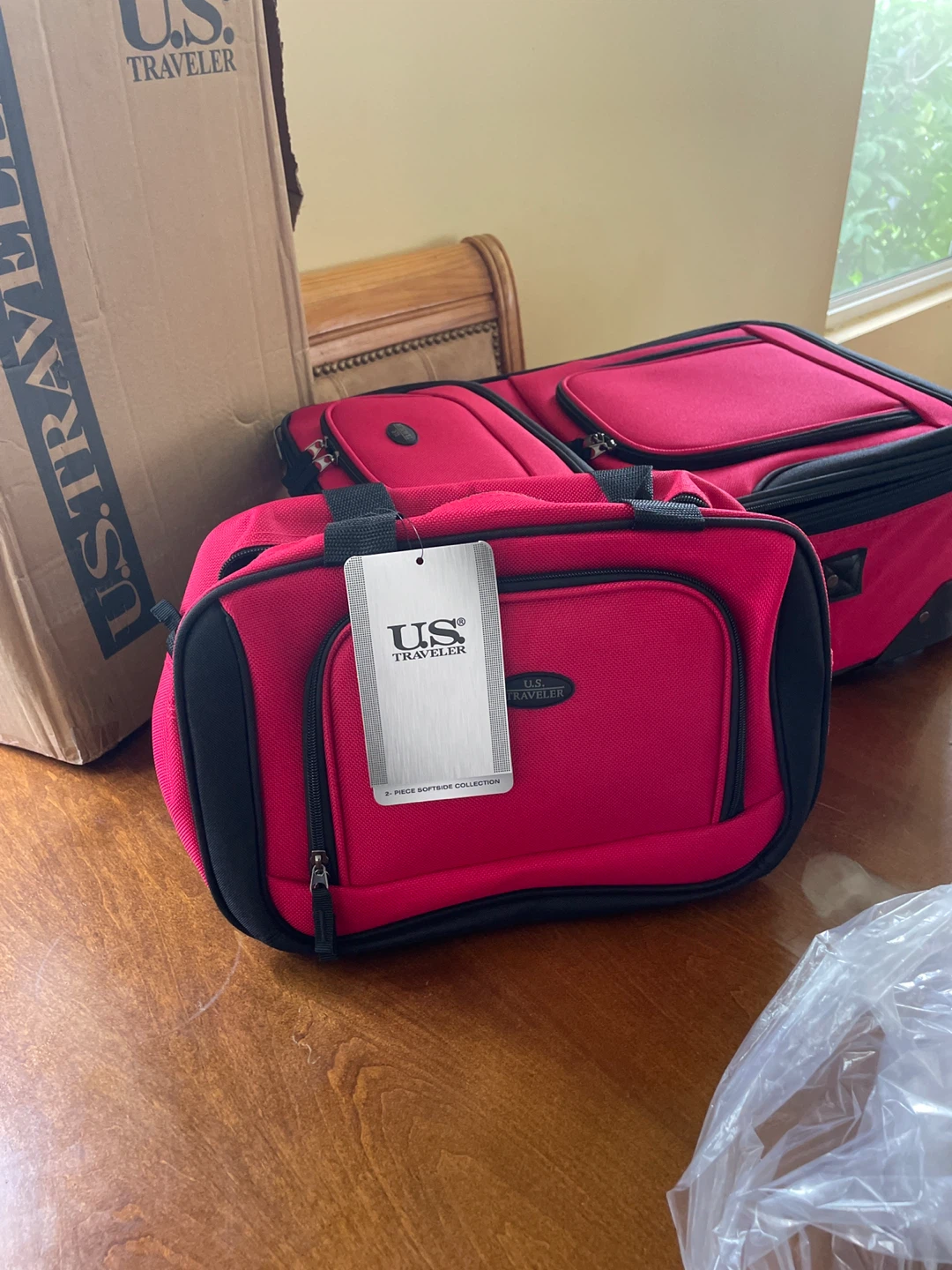 US Traveler 2-Piece Softside Luggage Set - Red - photo 3