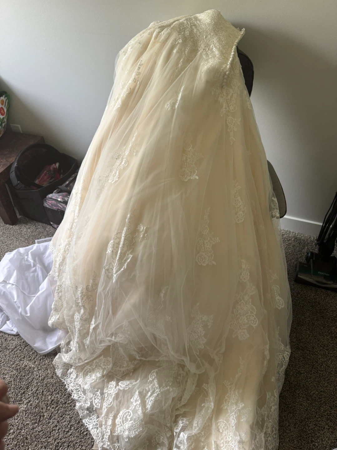 Wedding Dress with Lace Detail - photo 3