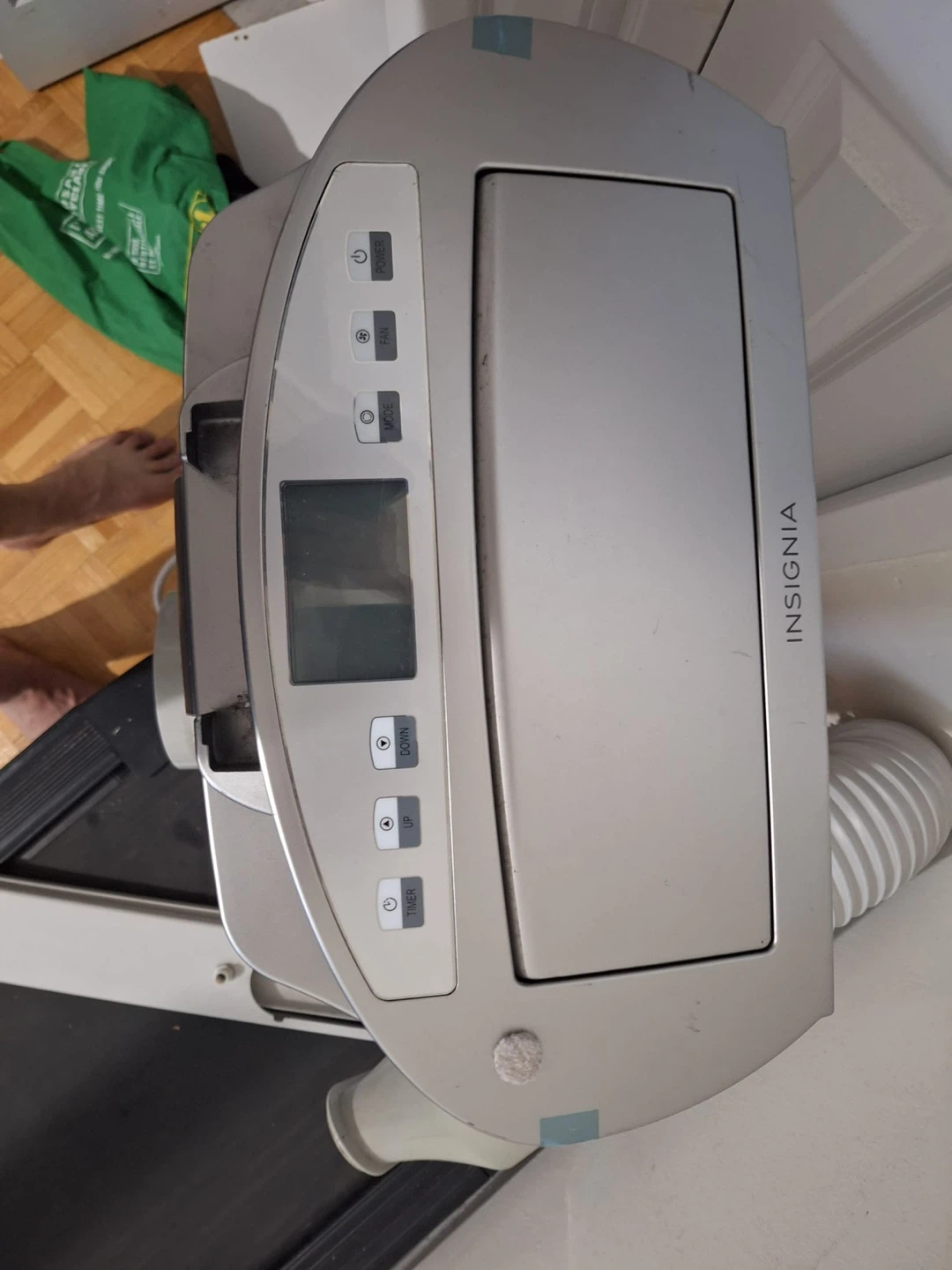 Insignia Portable Air Conditioner 14000 BTU