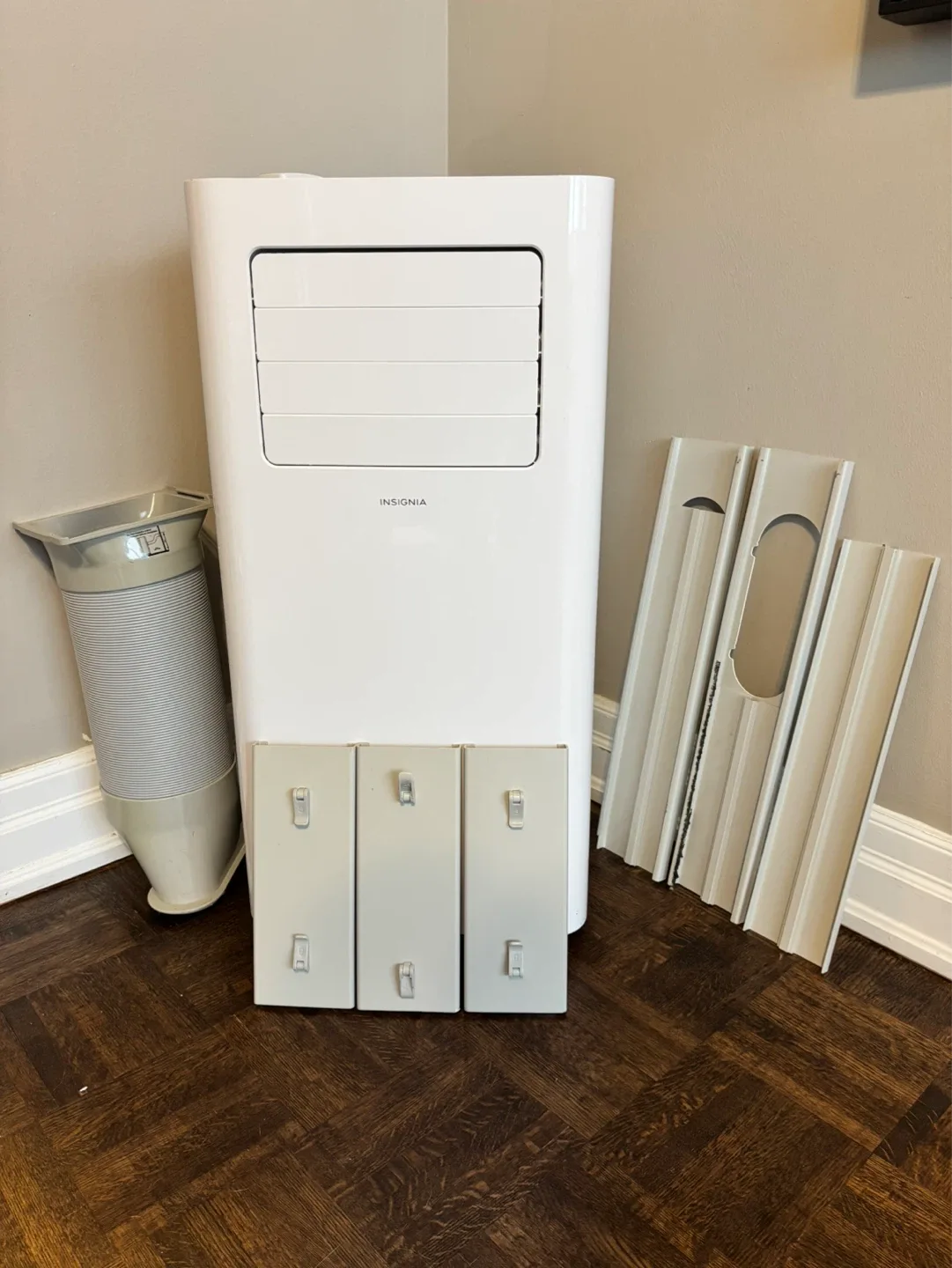 Insignia Portable Air Conditioner 12,000 BTU - photo 4
