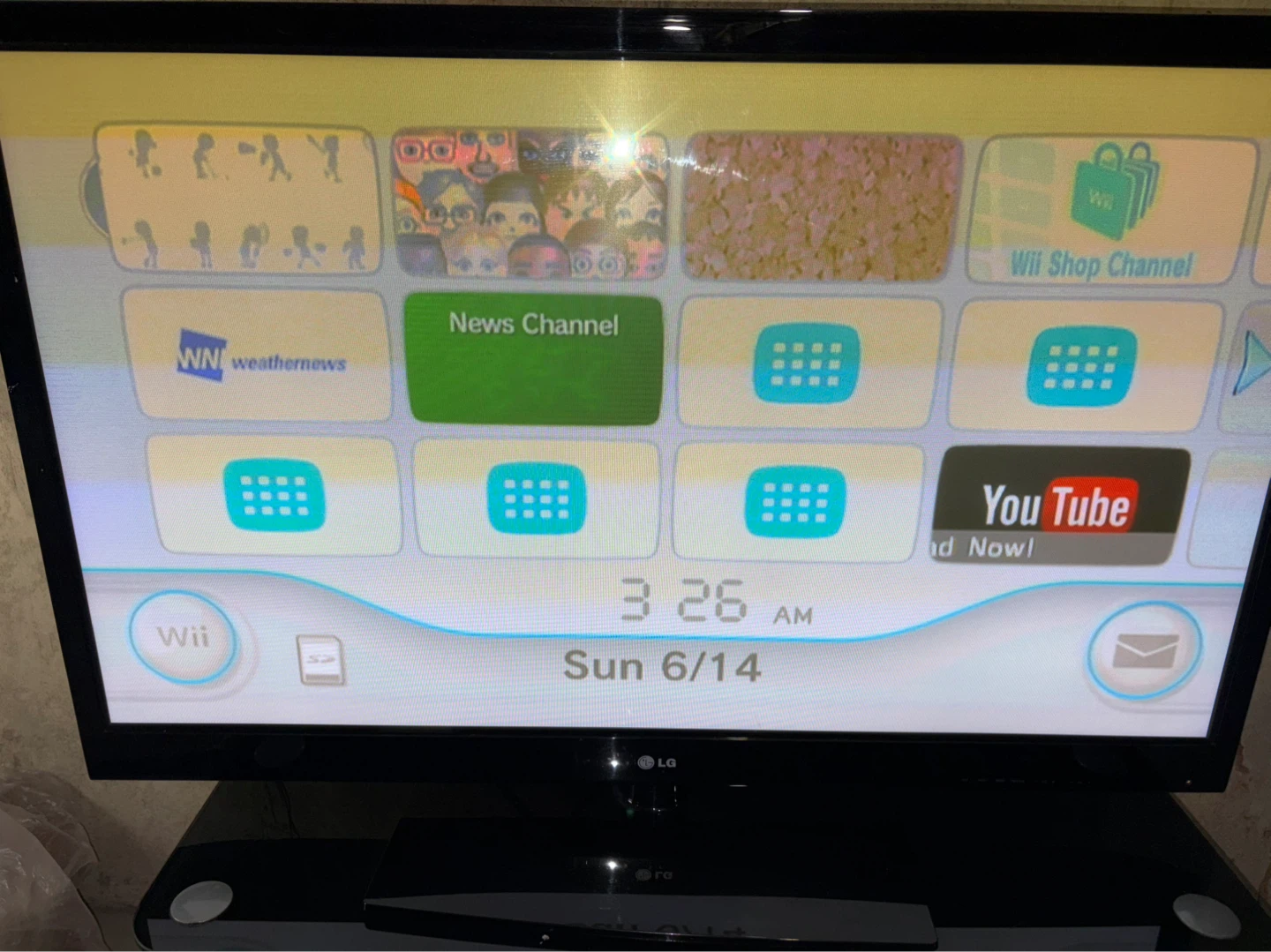 LG 50PJ550 Plasma TV