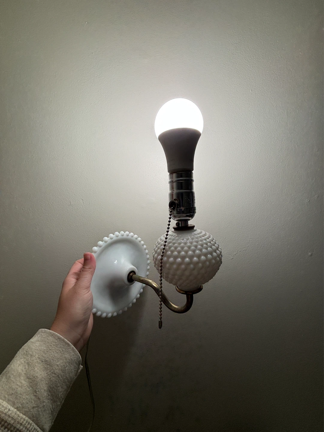 Hobnail Milk Glass Sconce Lights - photo 5