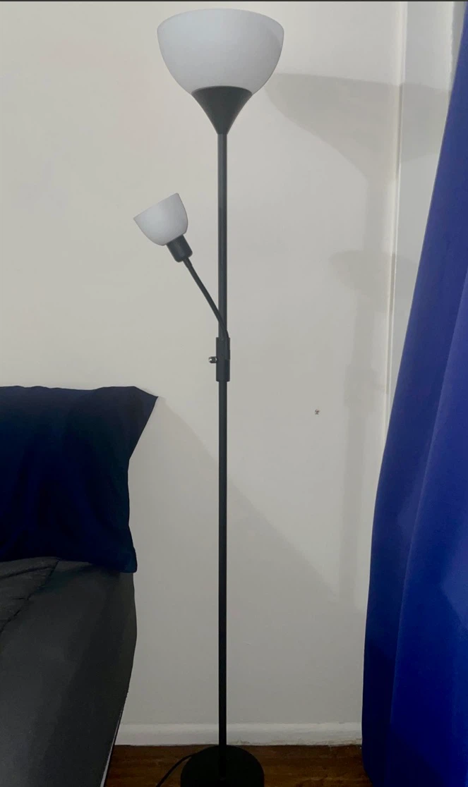 Black Floor Lamp with Adjustable Reading Light - photo 3
