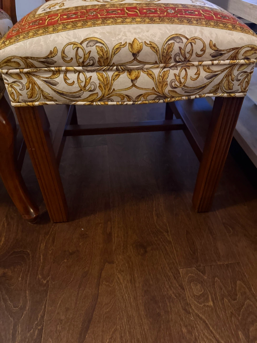 Two piece vintage, solid wood chairs - photo 3