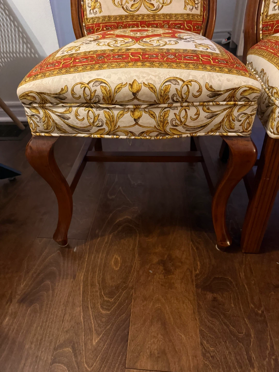 Two piece vintage, solid wood chairs - photo 4