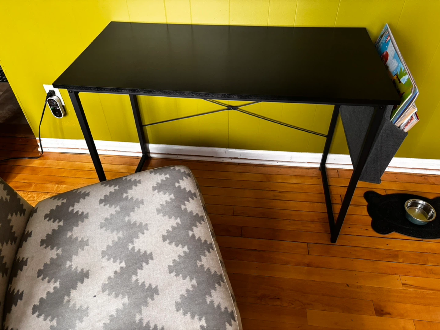 Black Desk with Fabric Magazine Holder & upholstered chair - photo 3