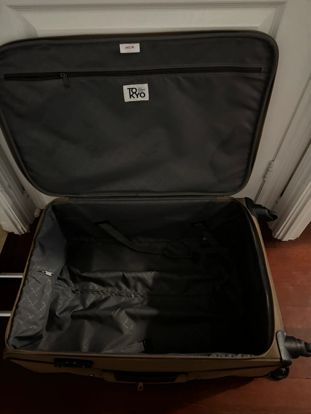 ACE Tokyo Rolling Suitcase - photo 4