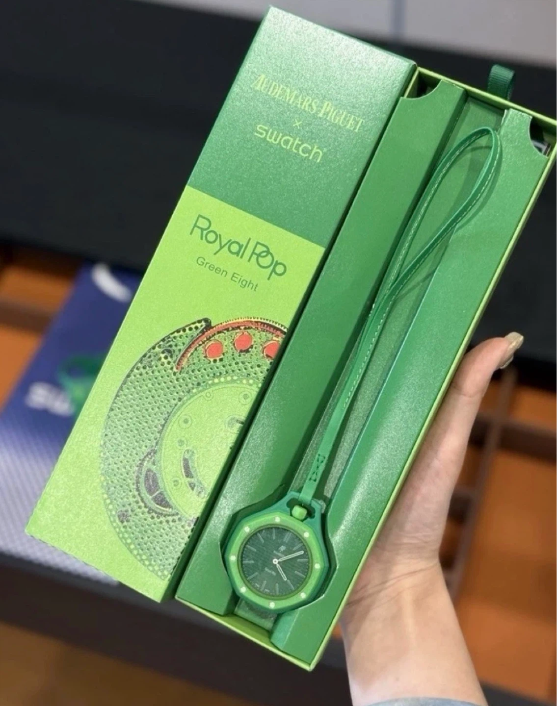 AP Royal Pop Swatch x Watch