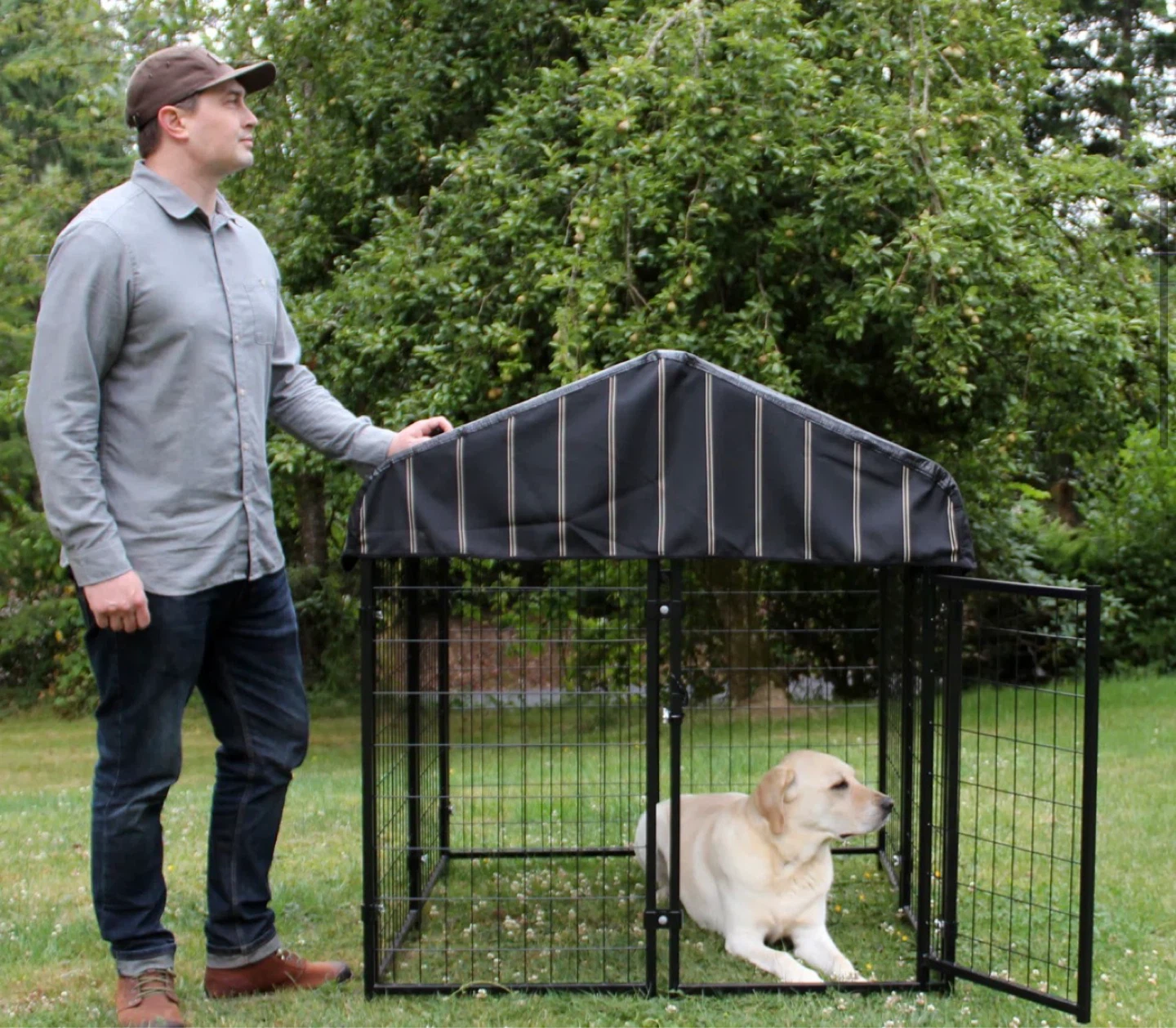 4ft x 4ft x 4ft Outdoor Dog Kennel with Cover - photo 5
