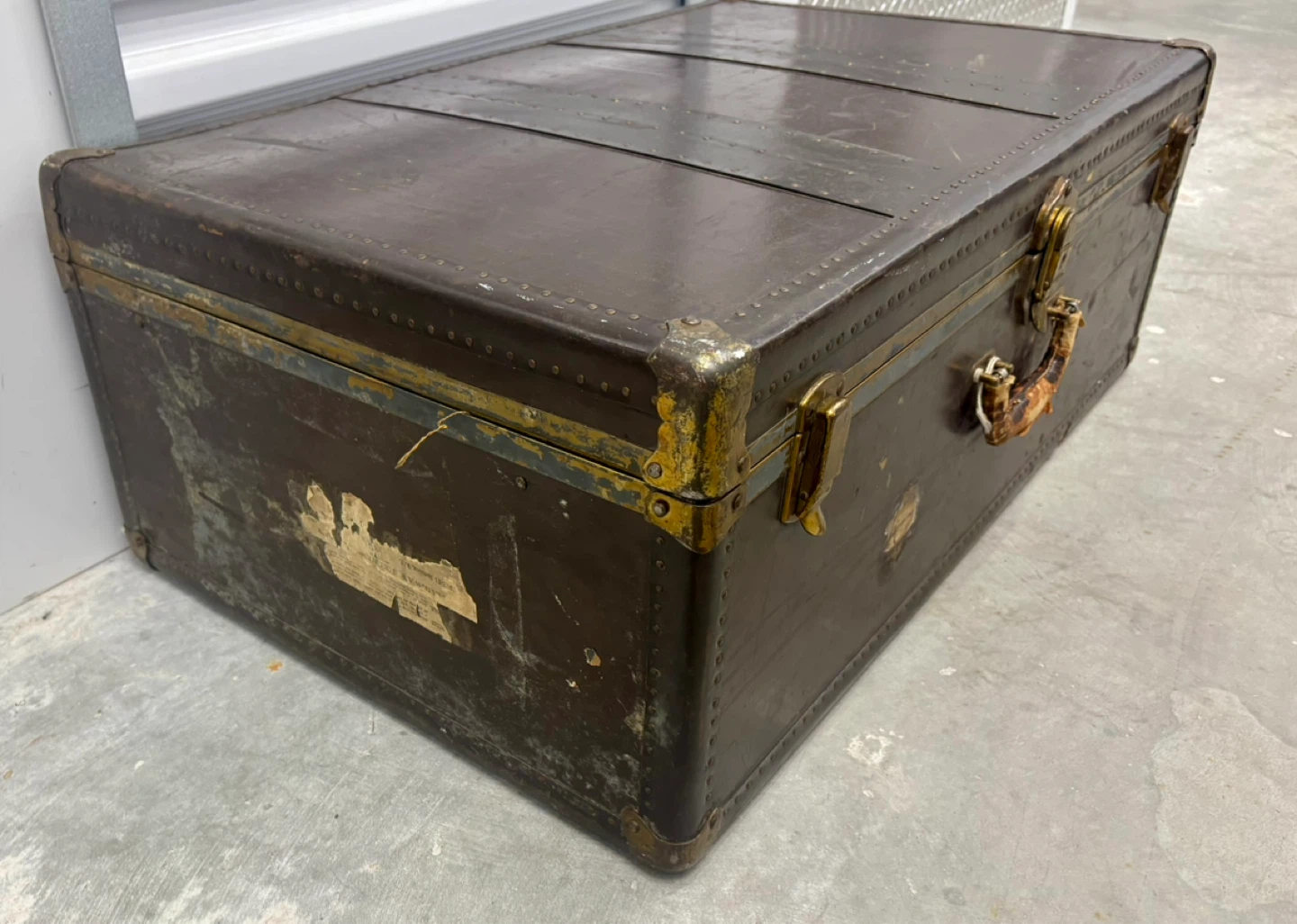 Vintage Steamer Trunk Luggage - photo 3
