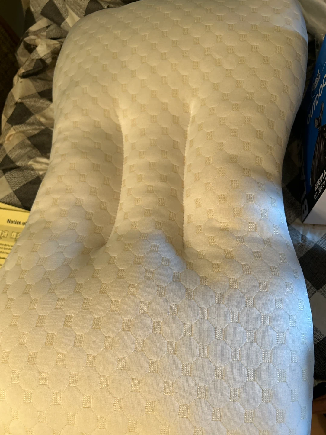 Ufist Pillow - photo 2