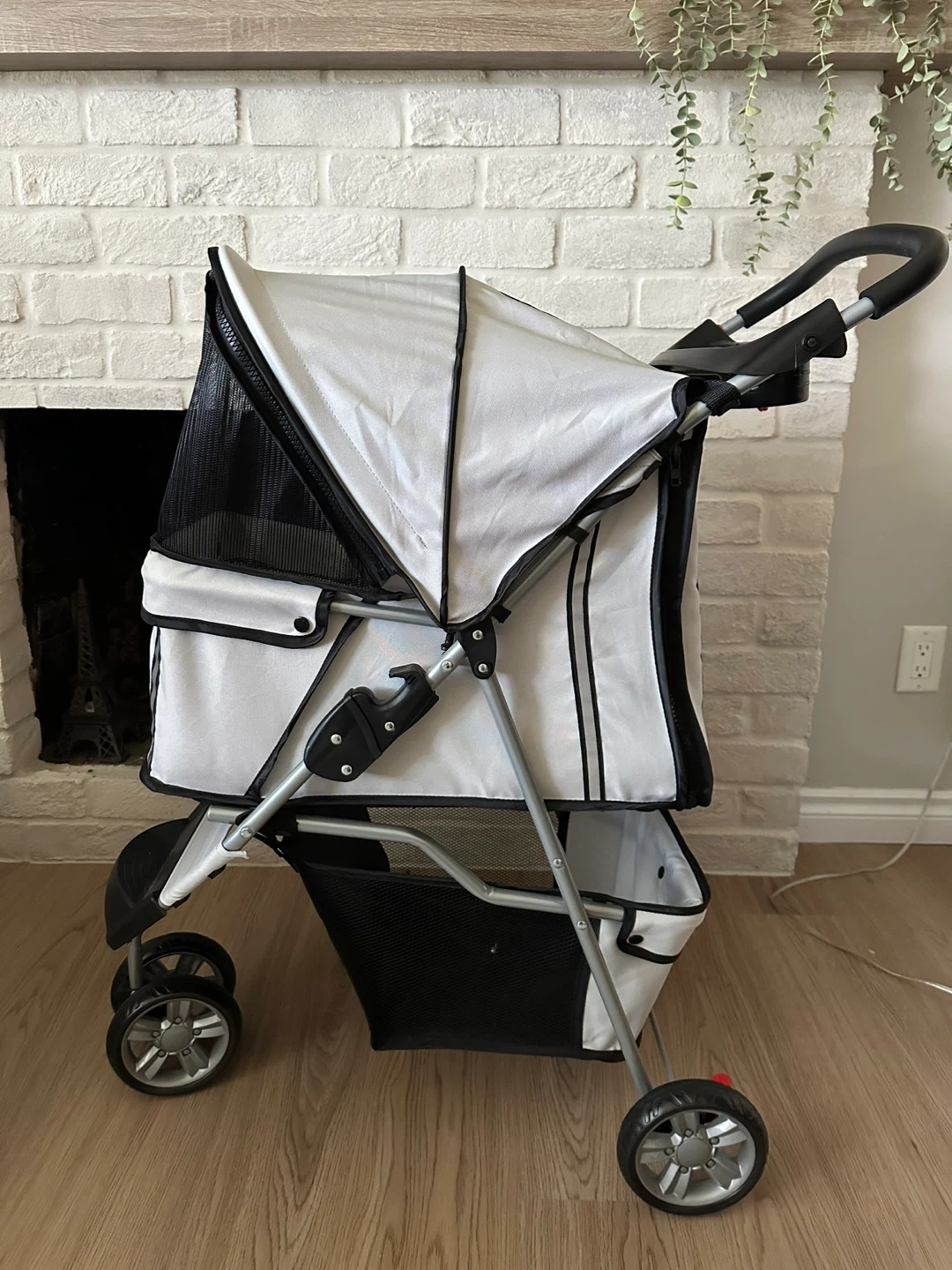 White and Black Pet Stroller