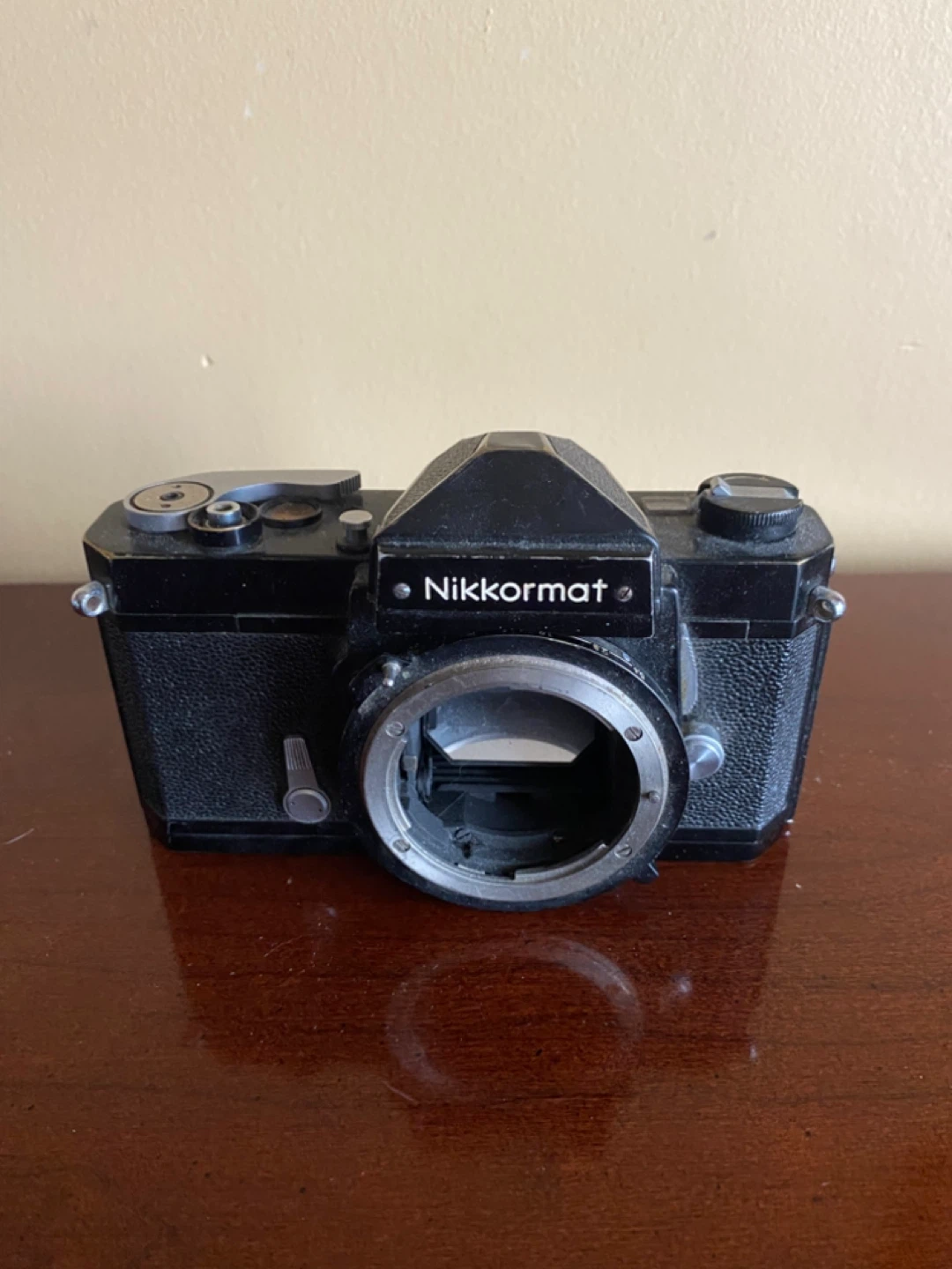 9 Assorted Vintage Film Cameras and Lenses - photo 4