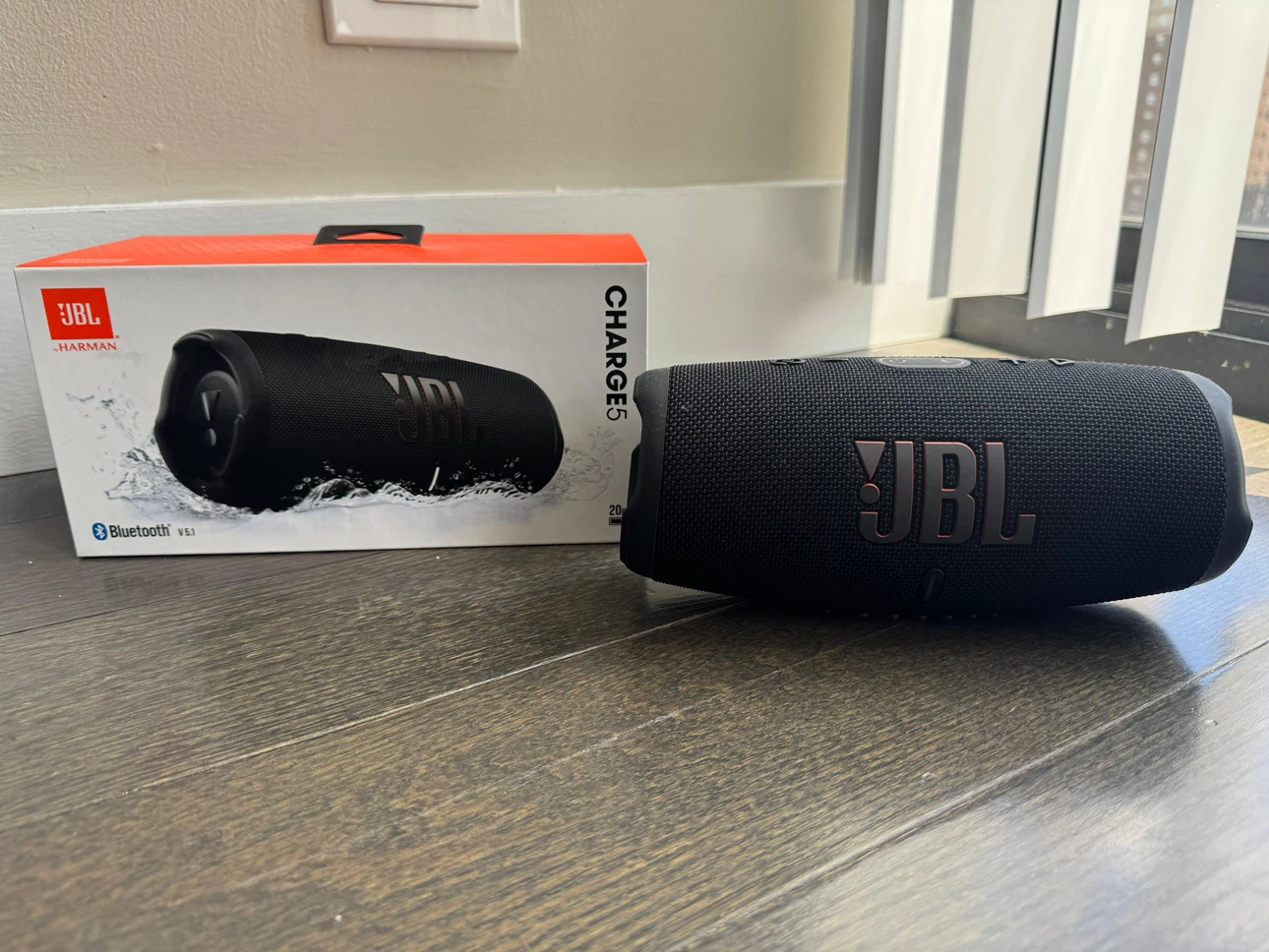 JBL Charge 5 with box