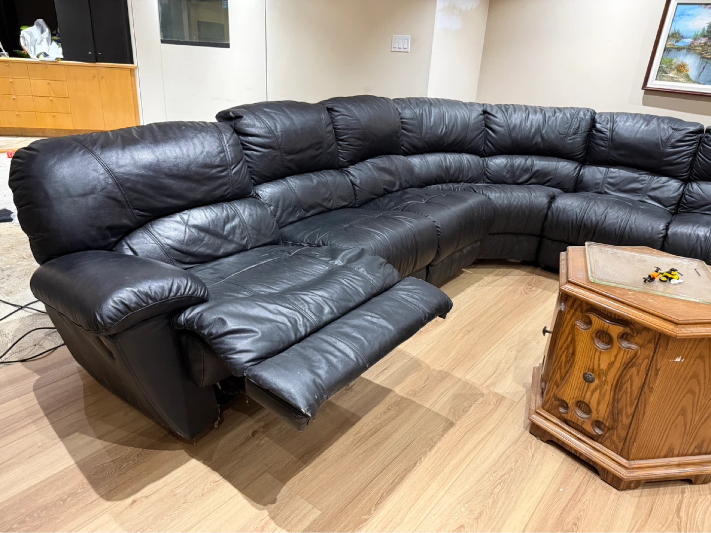 Black Leather Sectional Recliner Sofa - photo 2