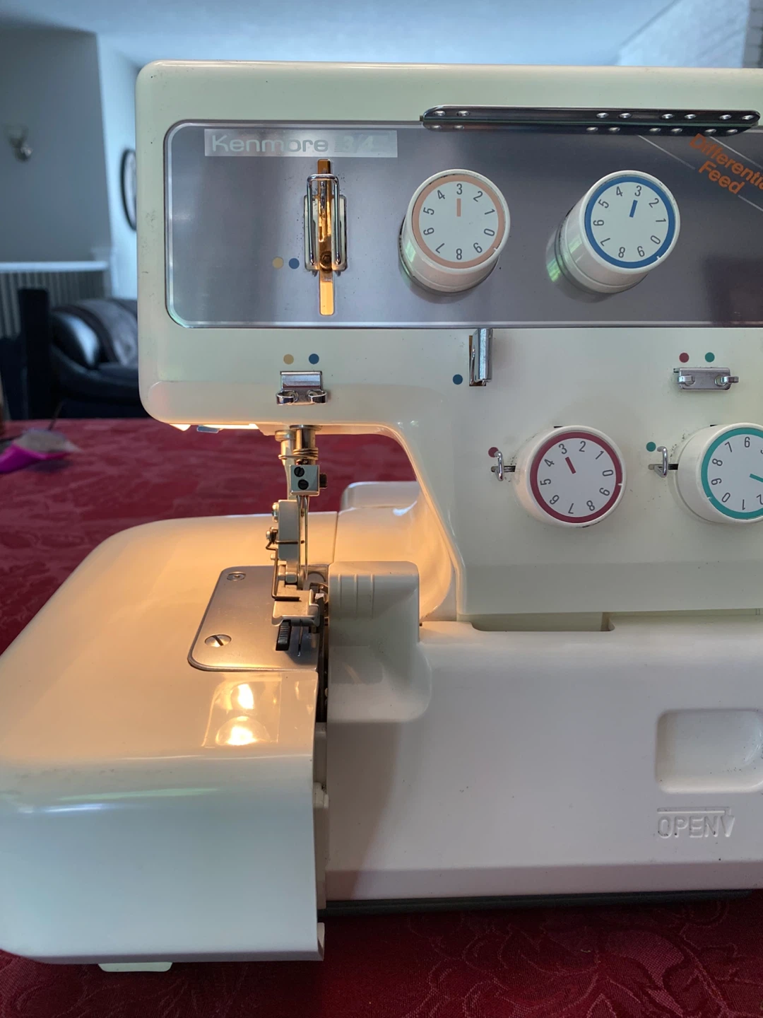 Kenmore 3 4D Serger Sewing Machine
