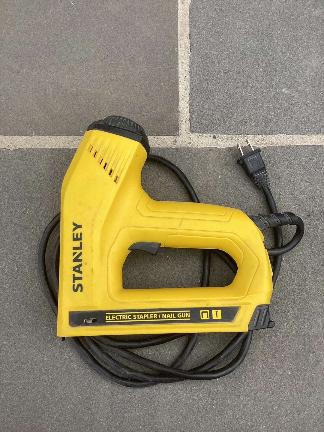Stanley Electric Stapler / Nail Gun