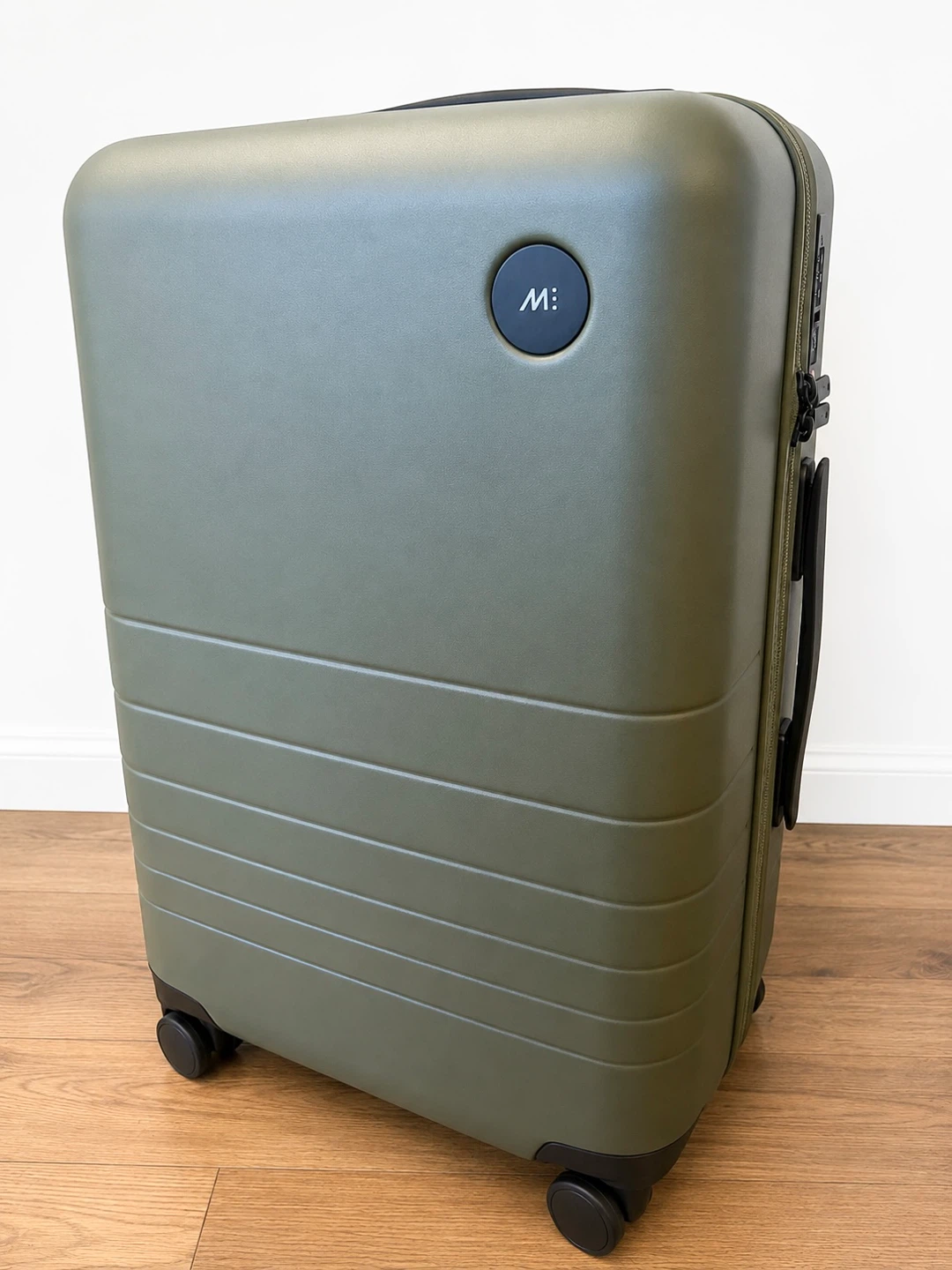 Monos Carry On Luggage - Olive Green