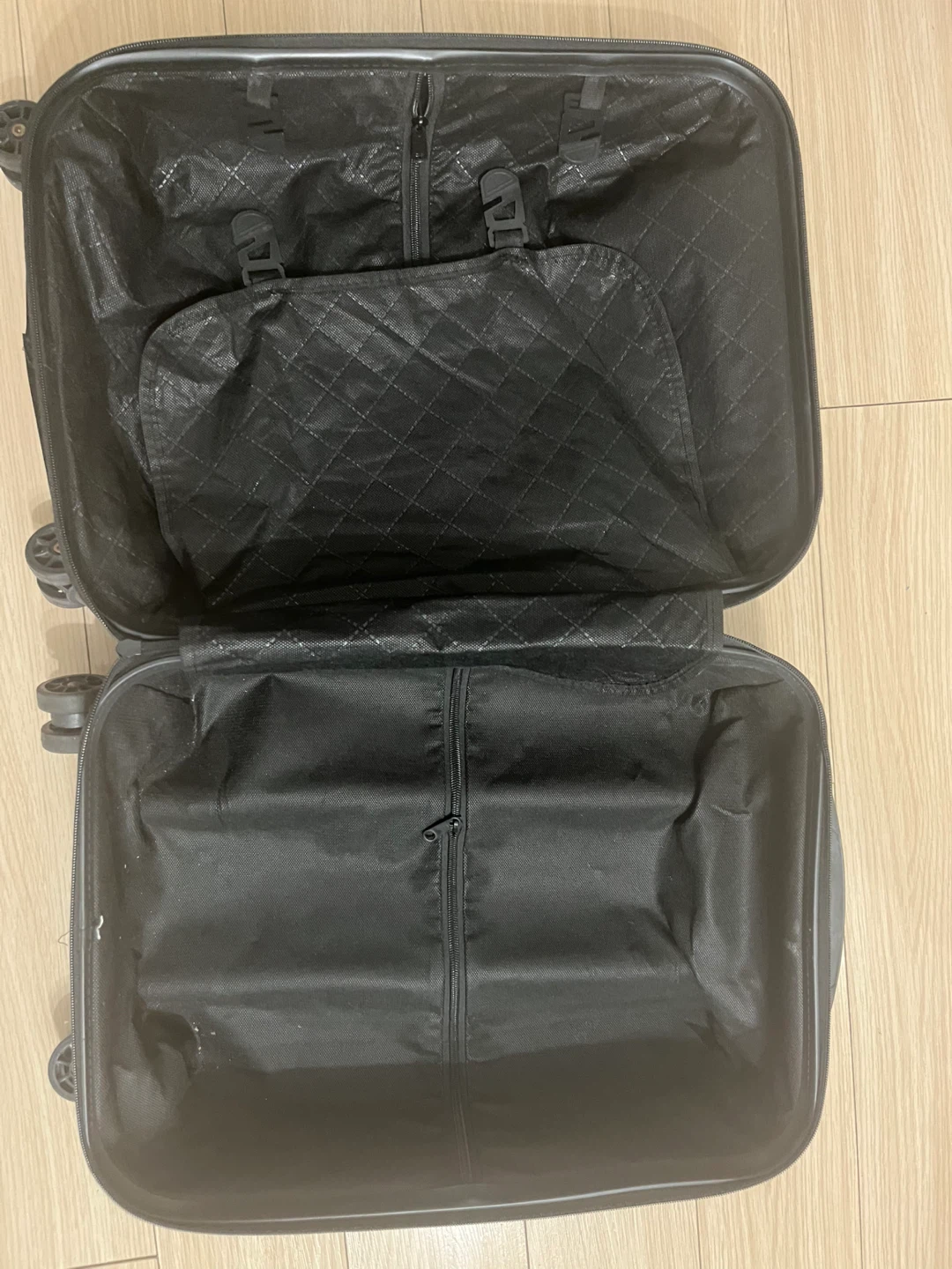 Turtle Suitcase - photo 3