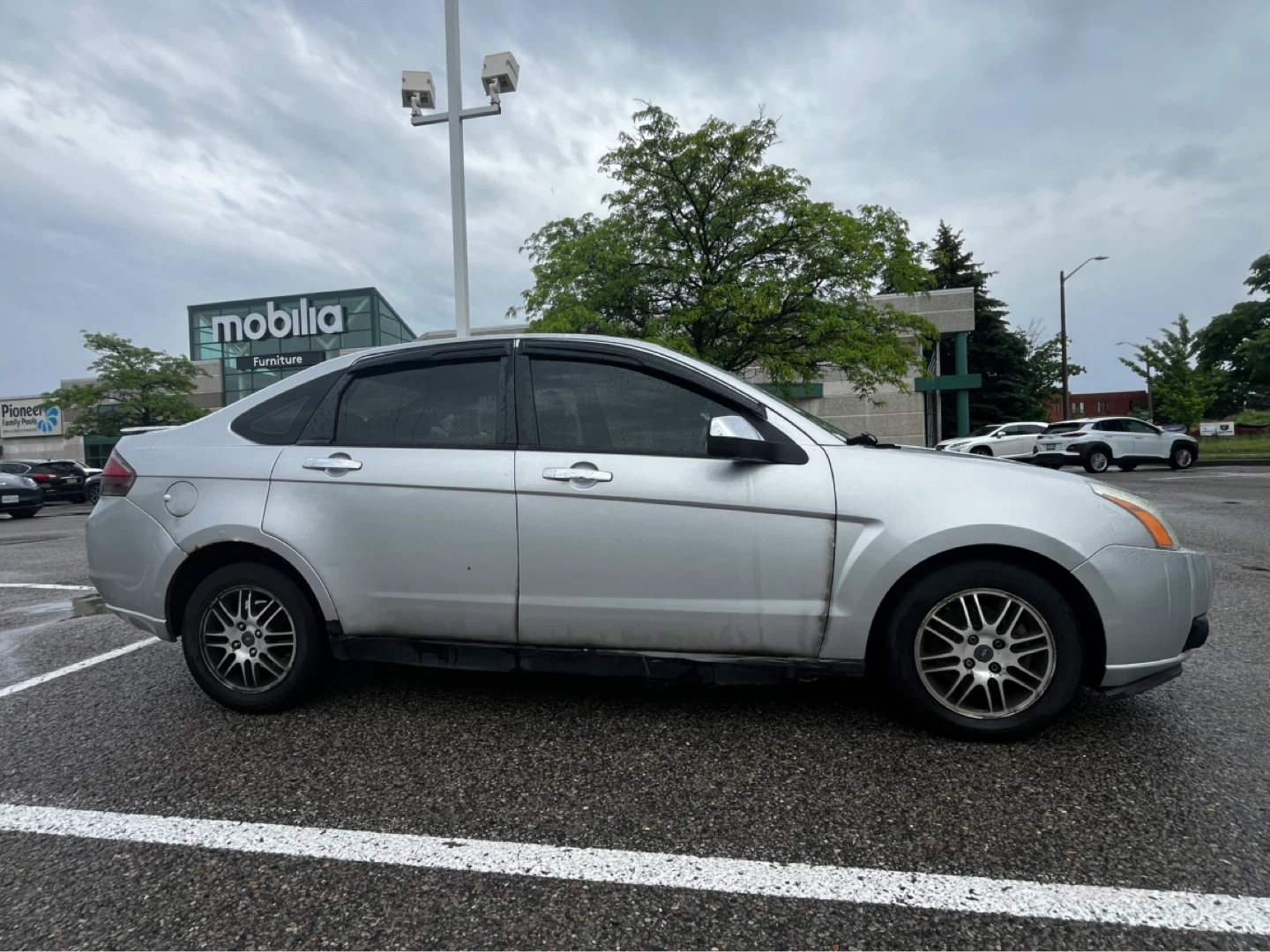 Silver 2010 Ford Focus se (AS IS) - photo 4