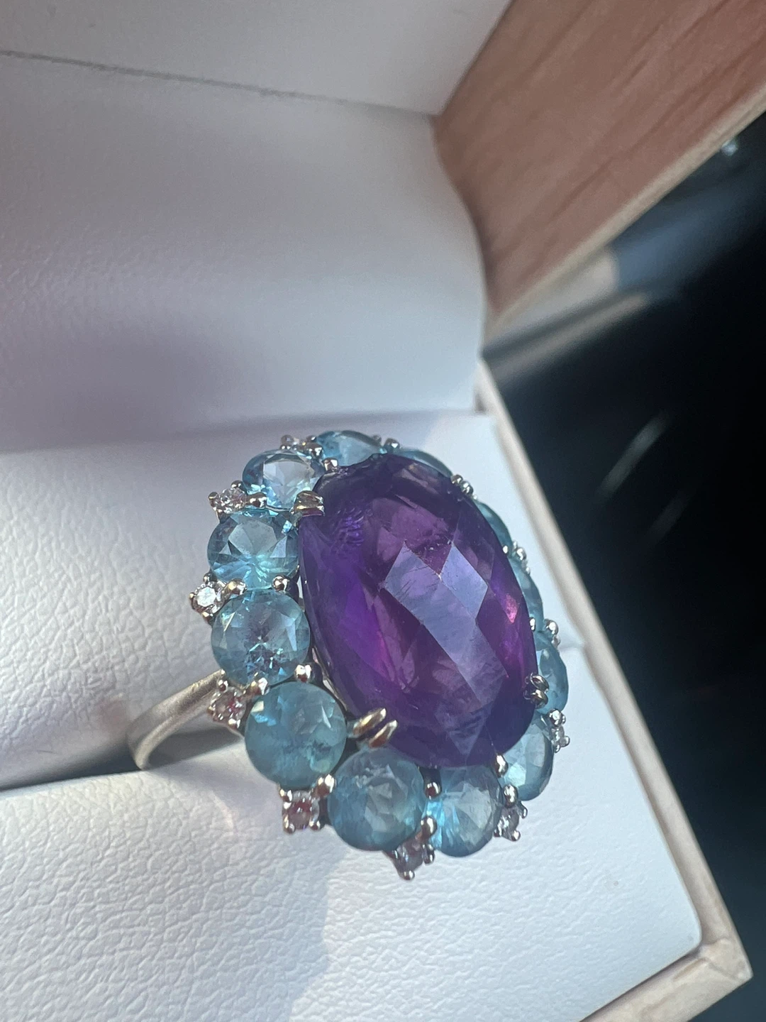 14 k Amethyst and Aquamarine Statement Ring - photo 3
