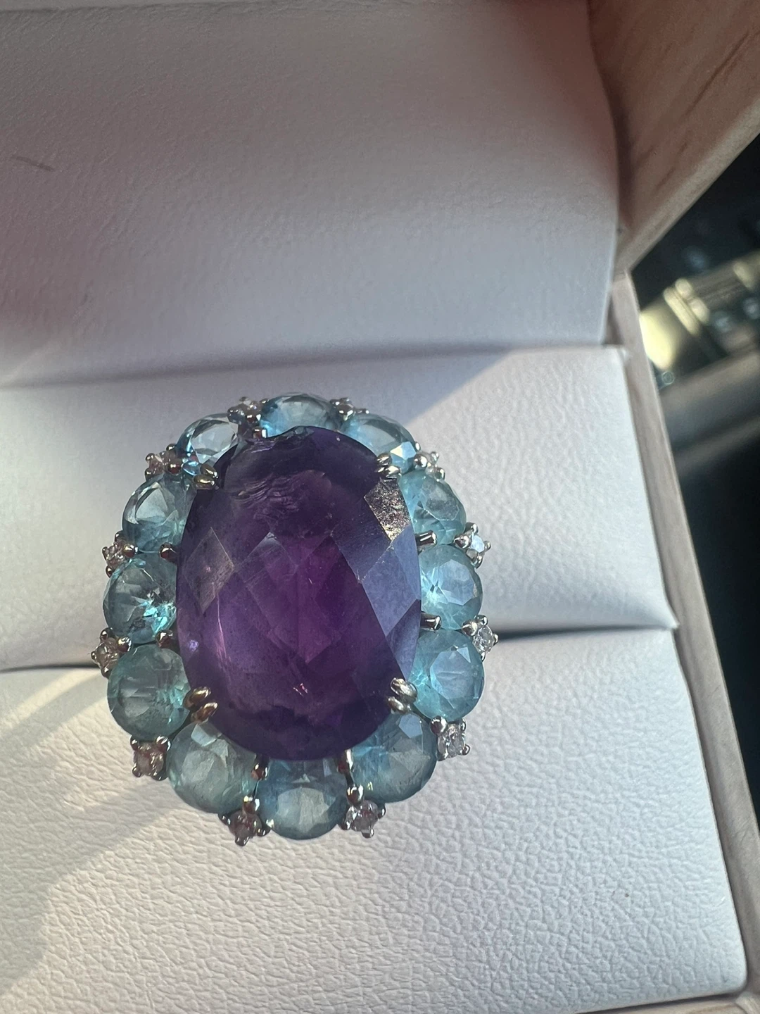 14 k Amethyst and Aquamarine Statement Ring - photo 2