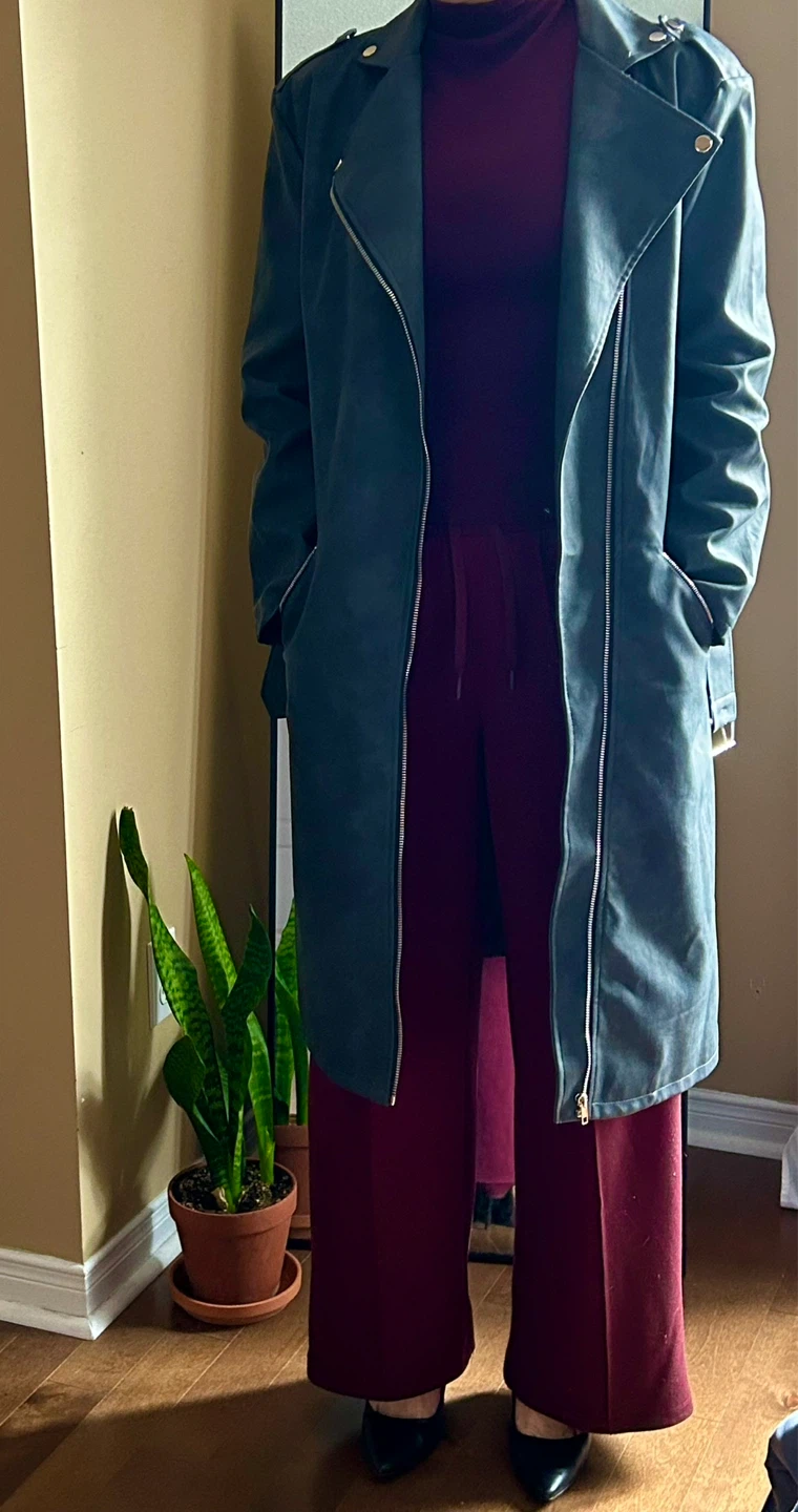 PrettyLittleThing Black Faux Suede Belted Trench Coat - photo 3