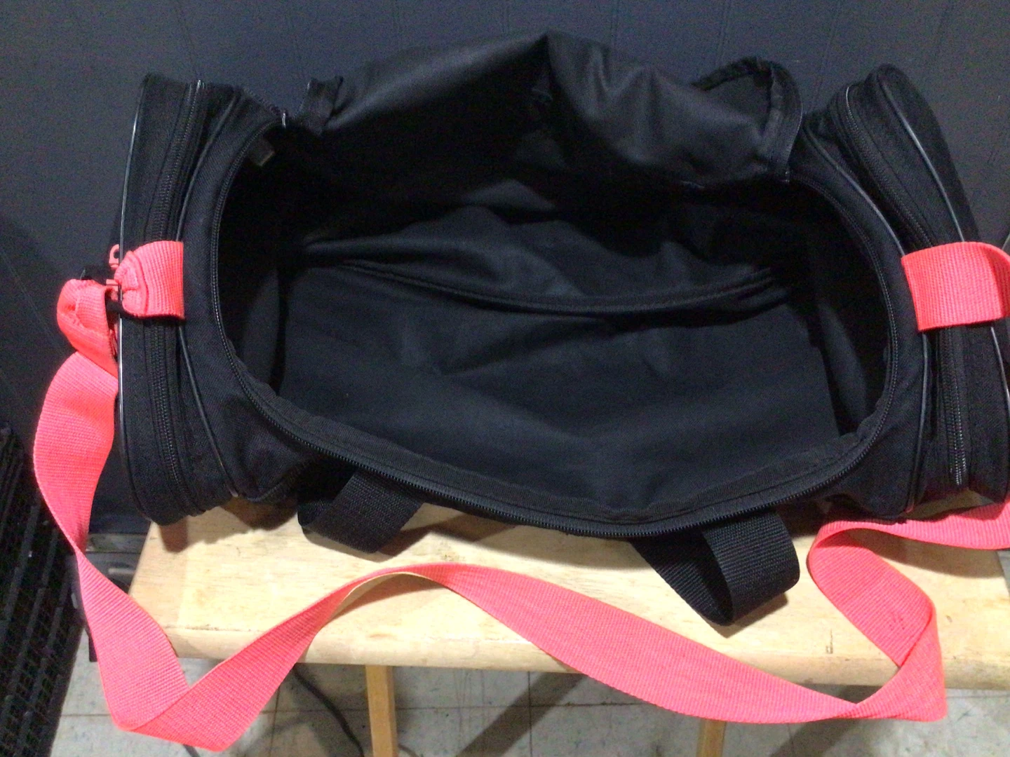 Adidas Duffel Gym Bag Intense Pink/Black - photo 5