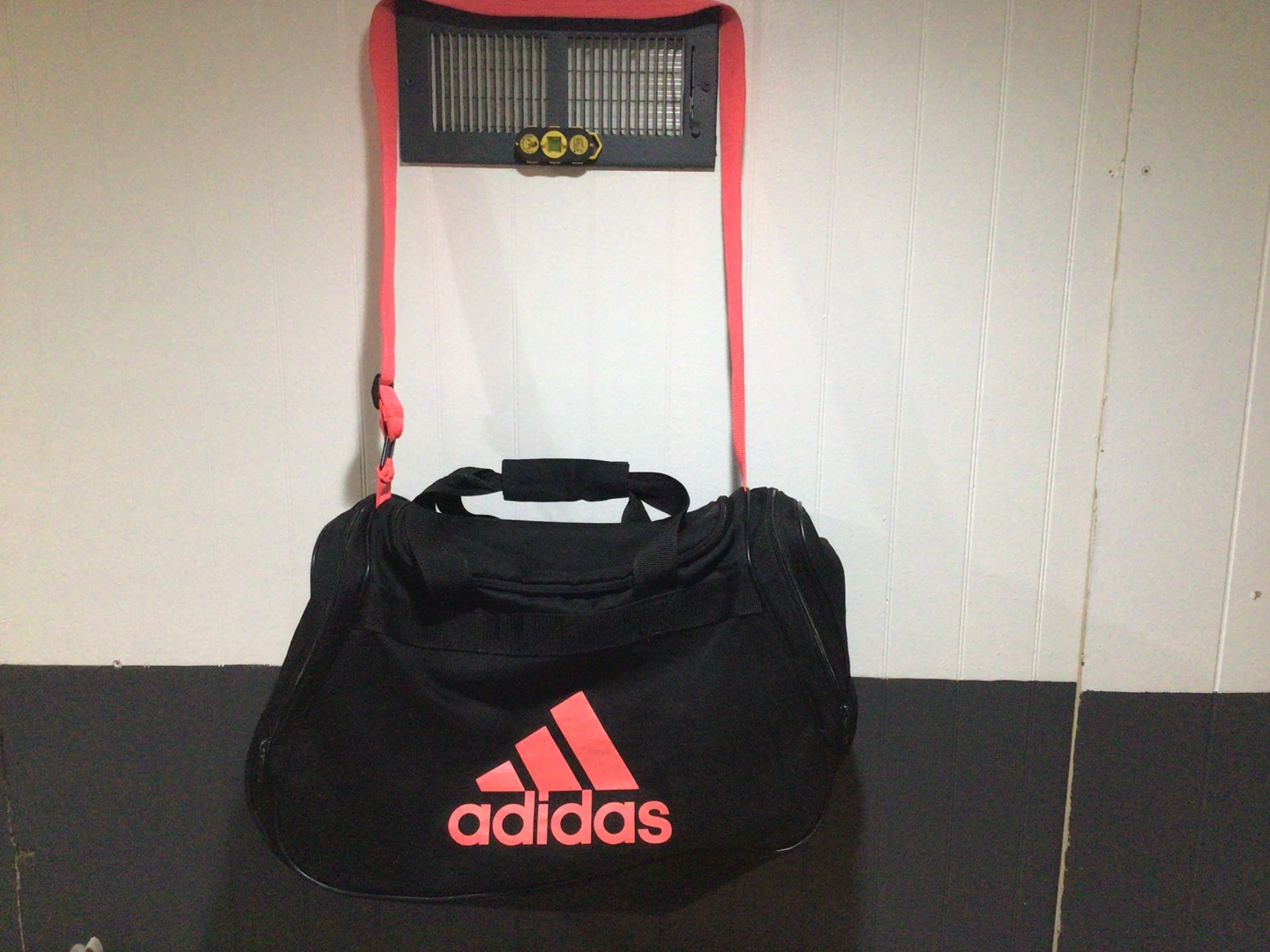 Adidas Duffel Gym Bag Intense Pink/Black - photo 3