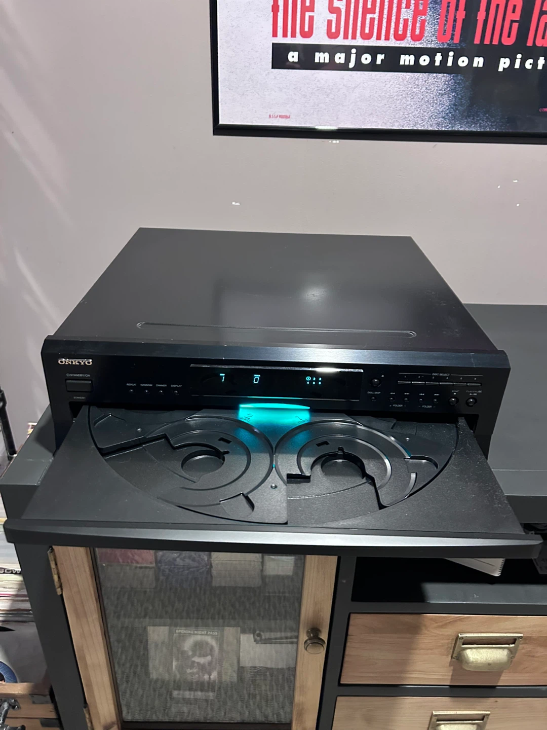 Onkyo DX-C390 6-Disc Compact Disc Changer with Remote