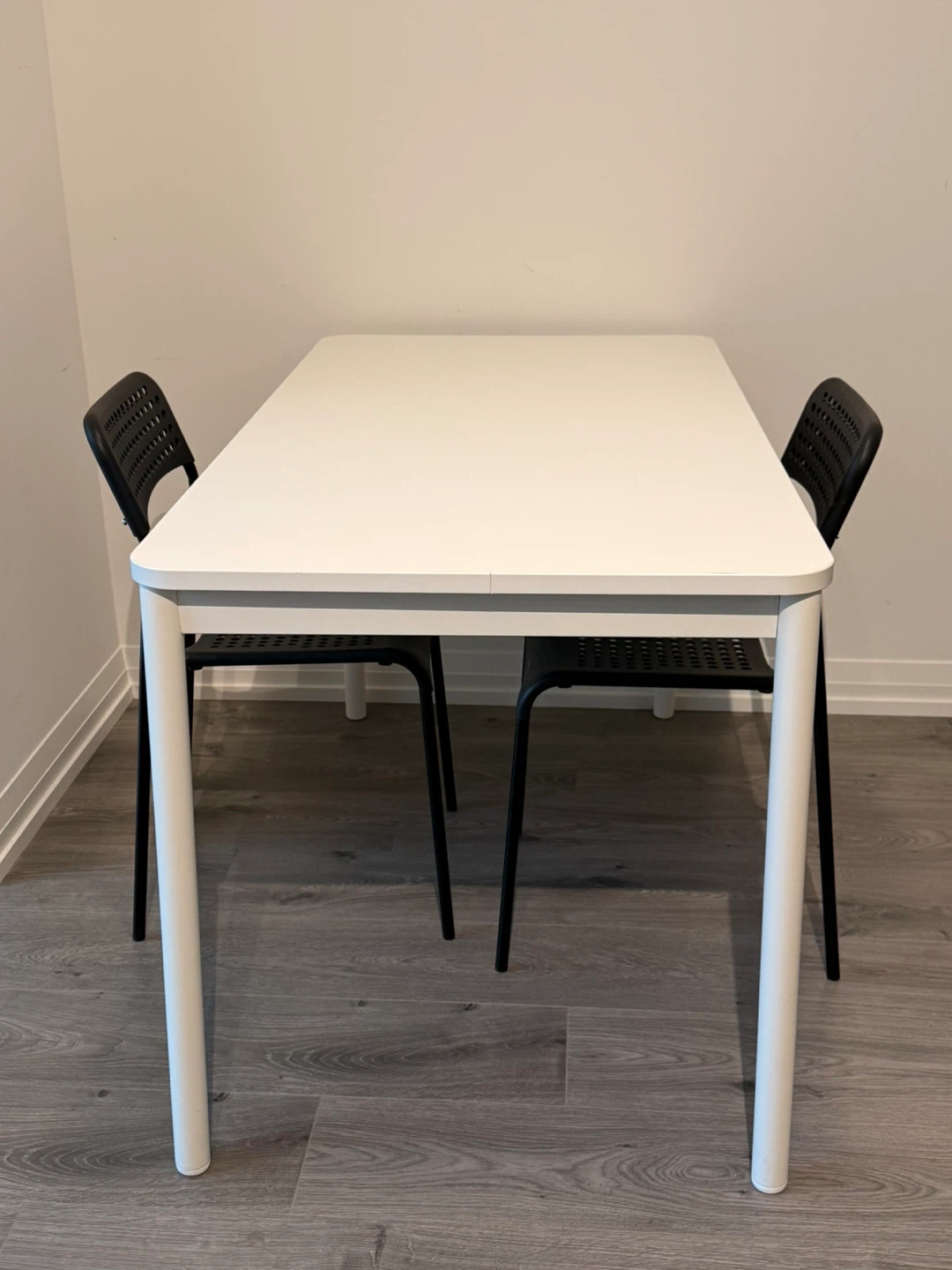 IKEA white dining table - photo 5