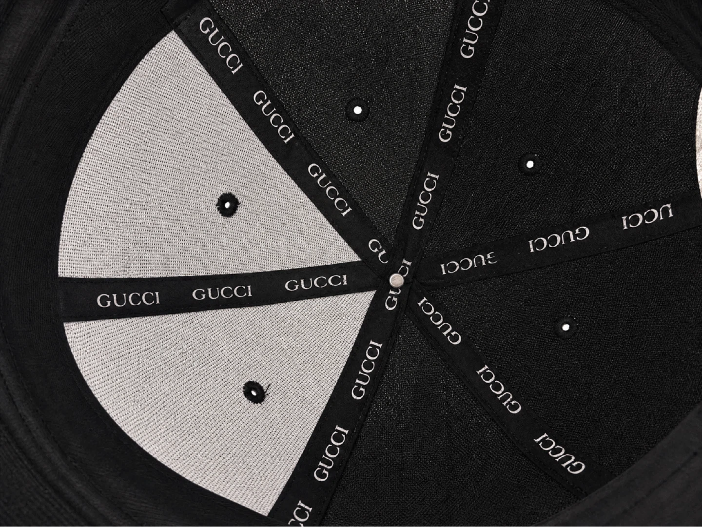 Gucci Baseball Cap - Authentic - photo 2
