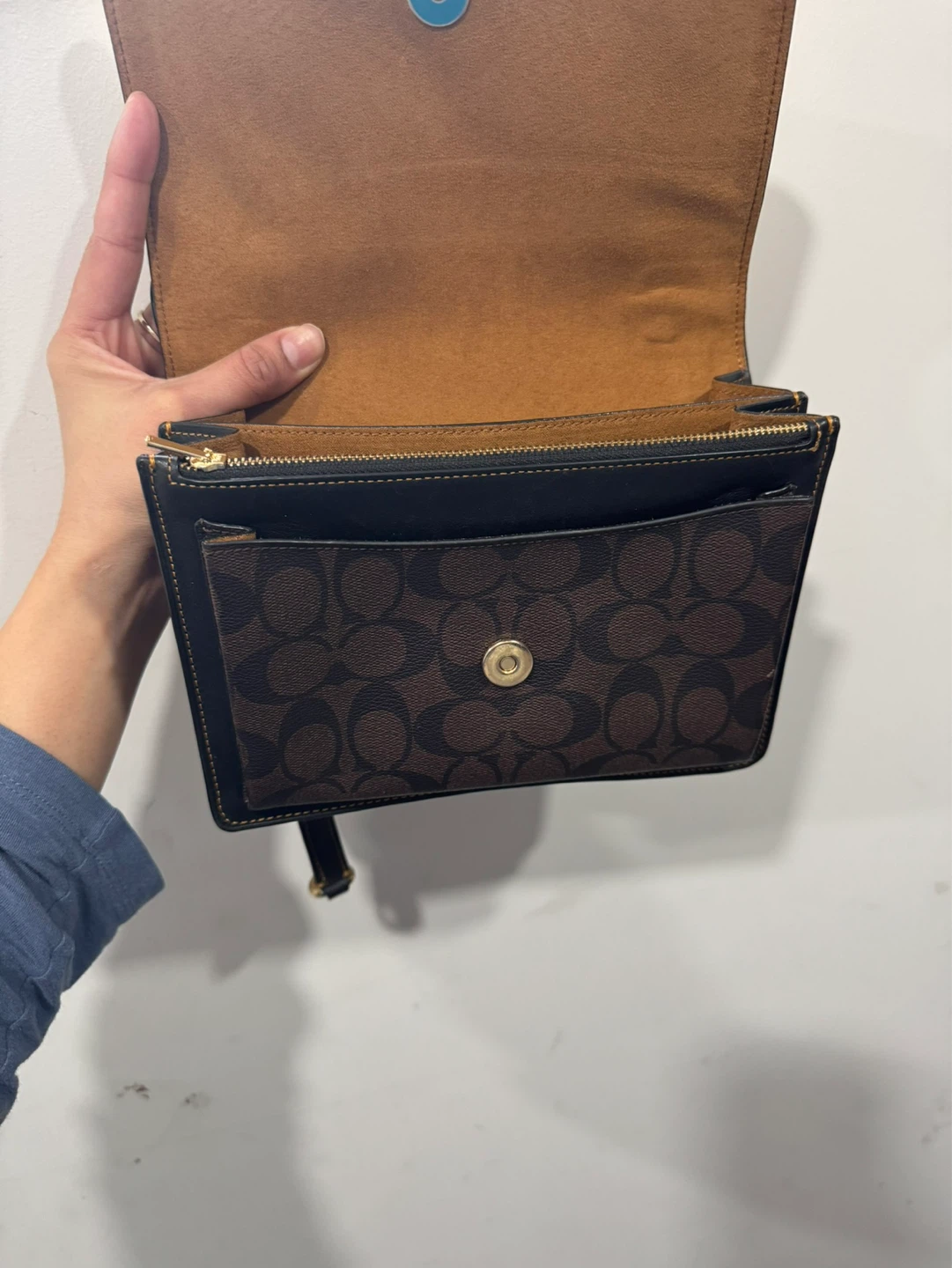 ✨ Fashionable Handbag for Sale – DM for Details - photo 4