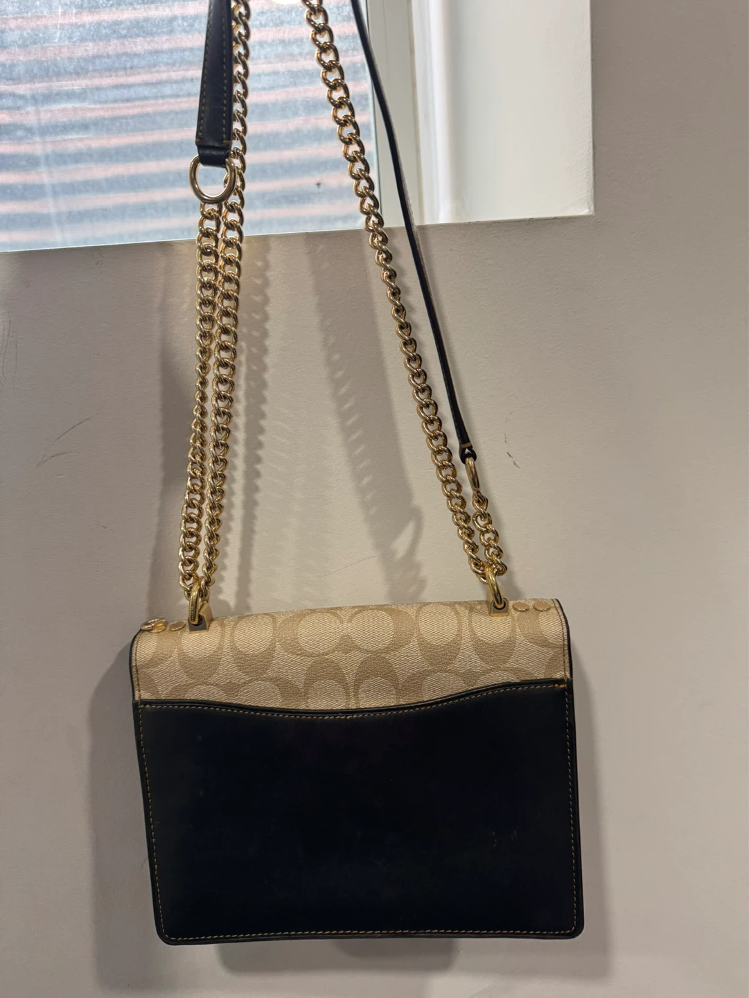 ✨ Fashionable Handbag for Sale – DM for Details - photo 2