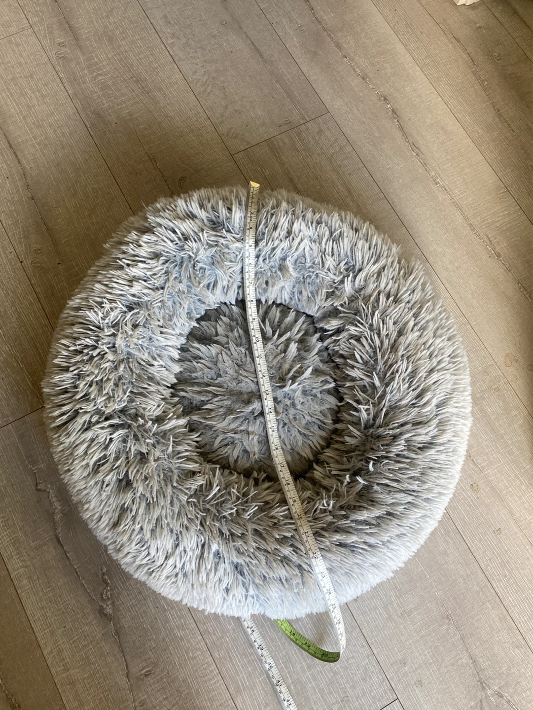 Plush Round Pet Bed - Grey