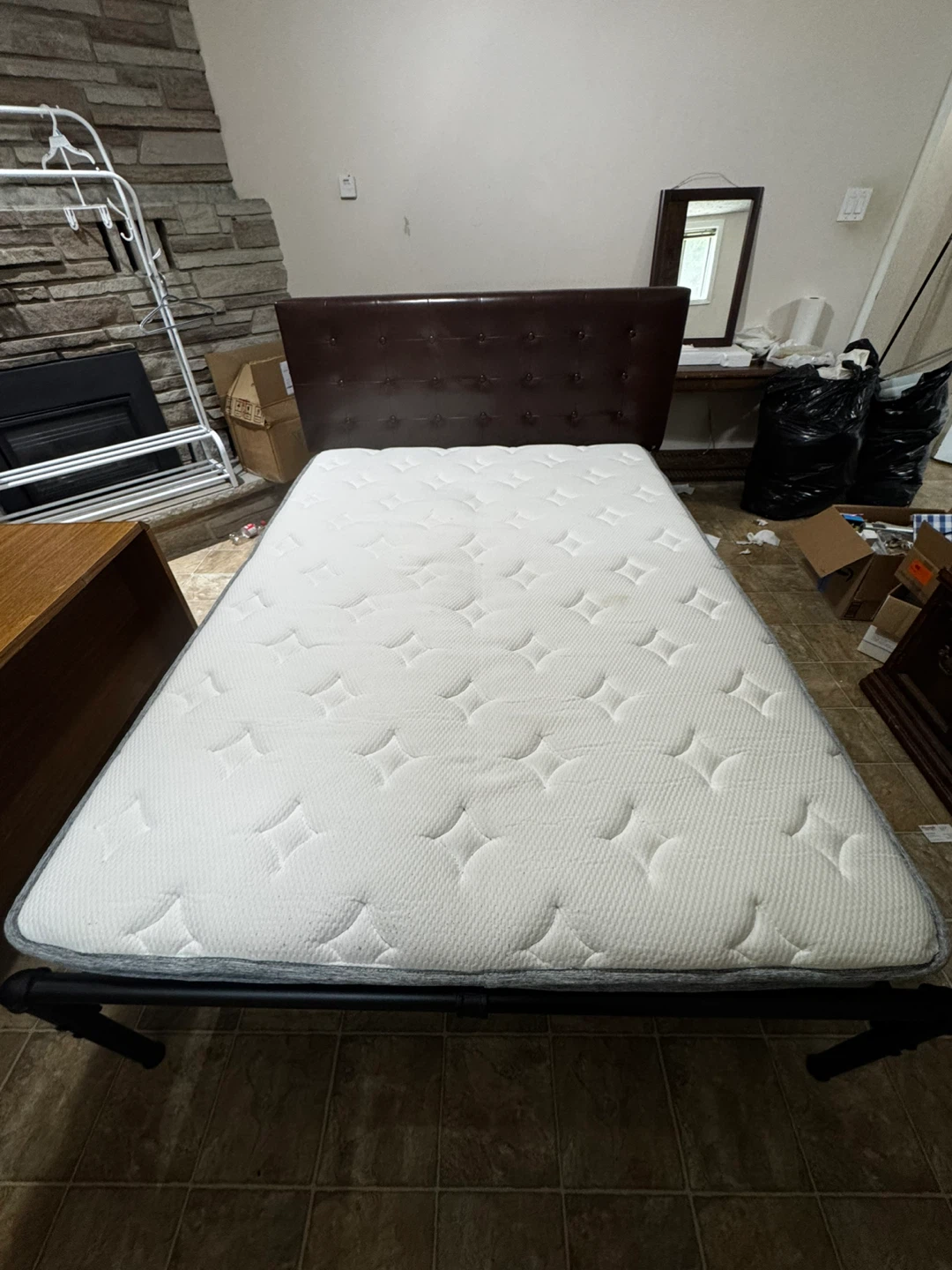Full metal bed frame with headrest &. Full mattress - photo 3