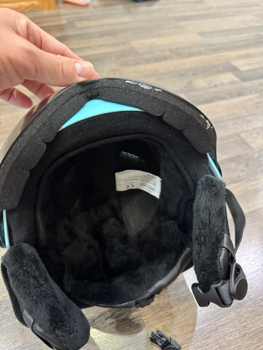 Ski/Snowboard Helme - photo 4
