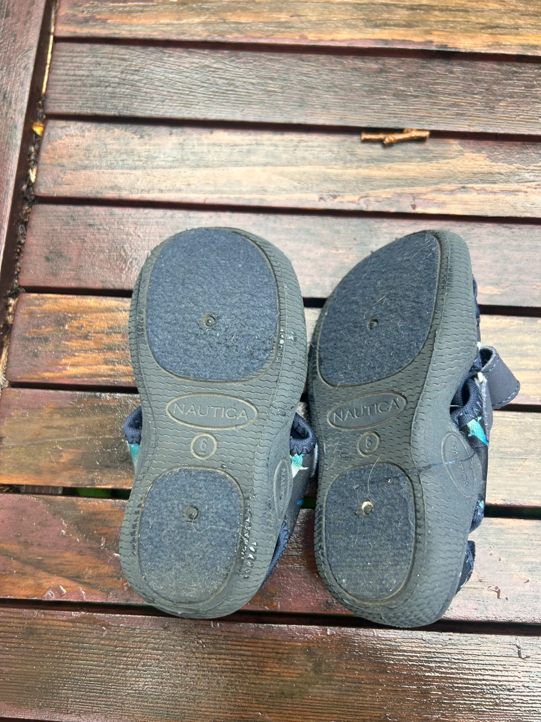 Nautica Toddler Shark Sandals Size 6 - photo 2