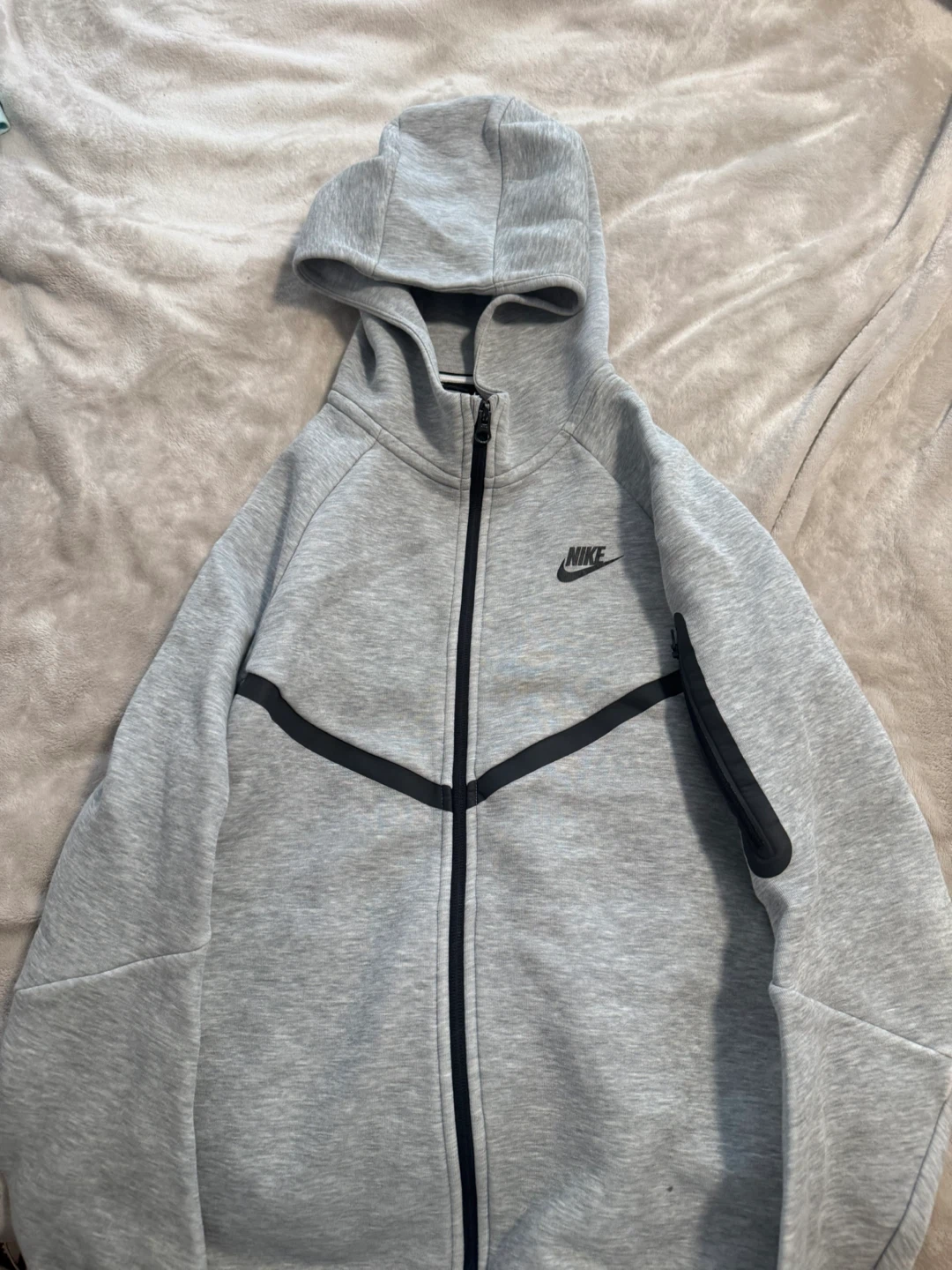 Nike Tech Fleece Zip-Up Hoodie