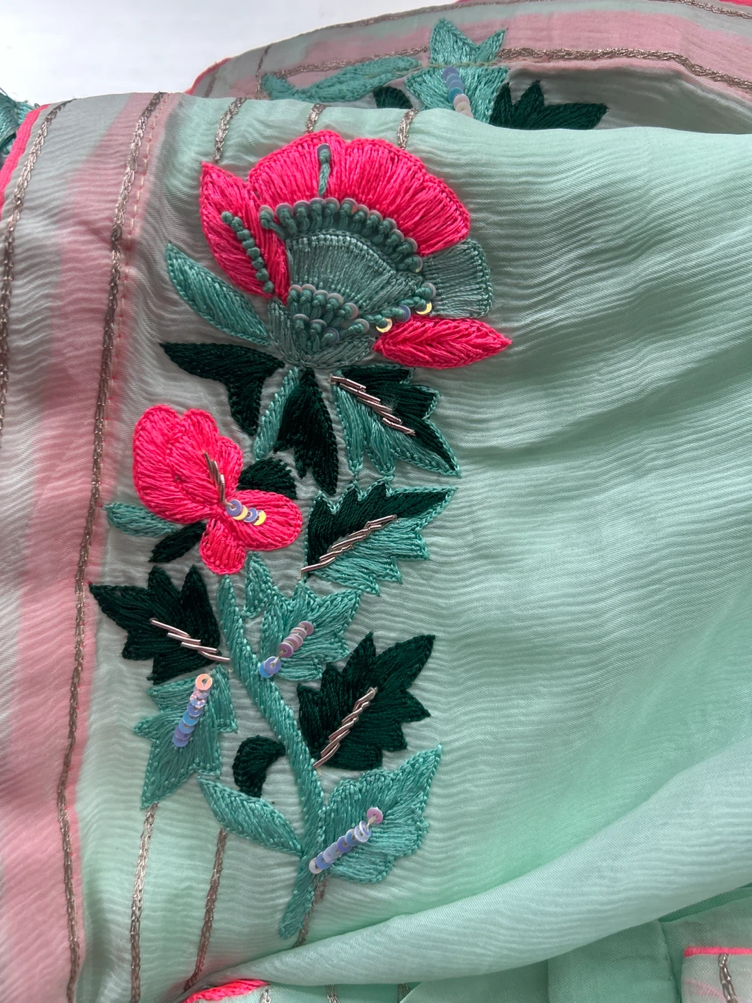 Mint Green Embroidered Kurti and Dupatta Set - photo 4