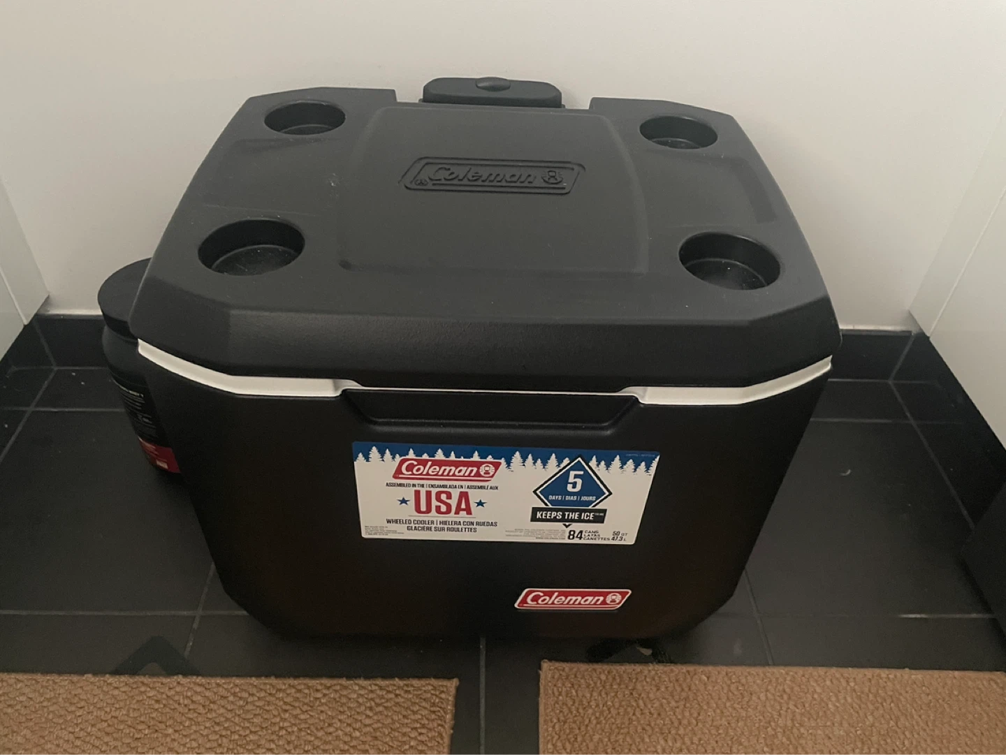 NEW Coleman Rolling Cooler 84 Qt (never used)