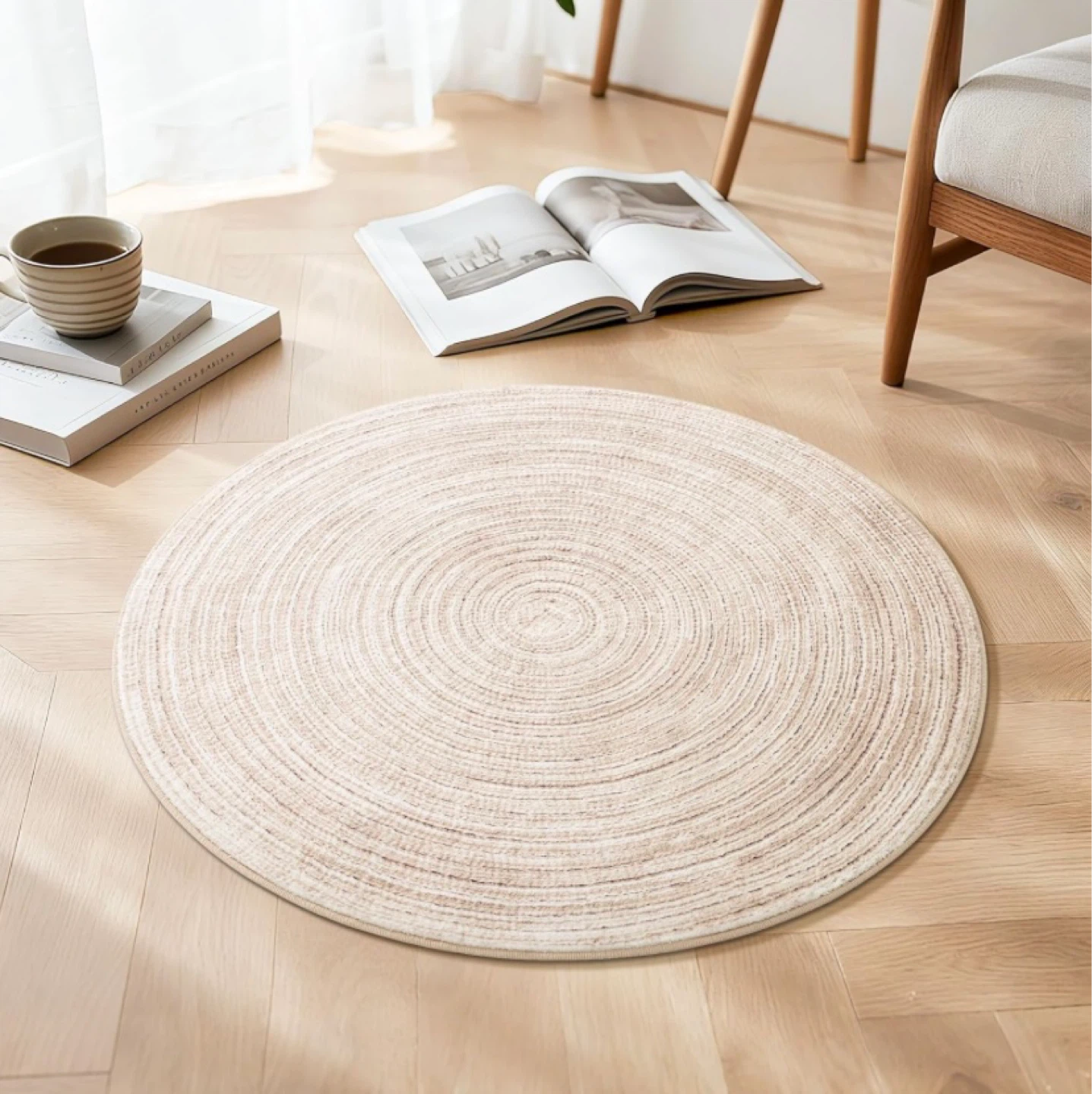 New 2’ Round Area Rug