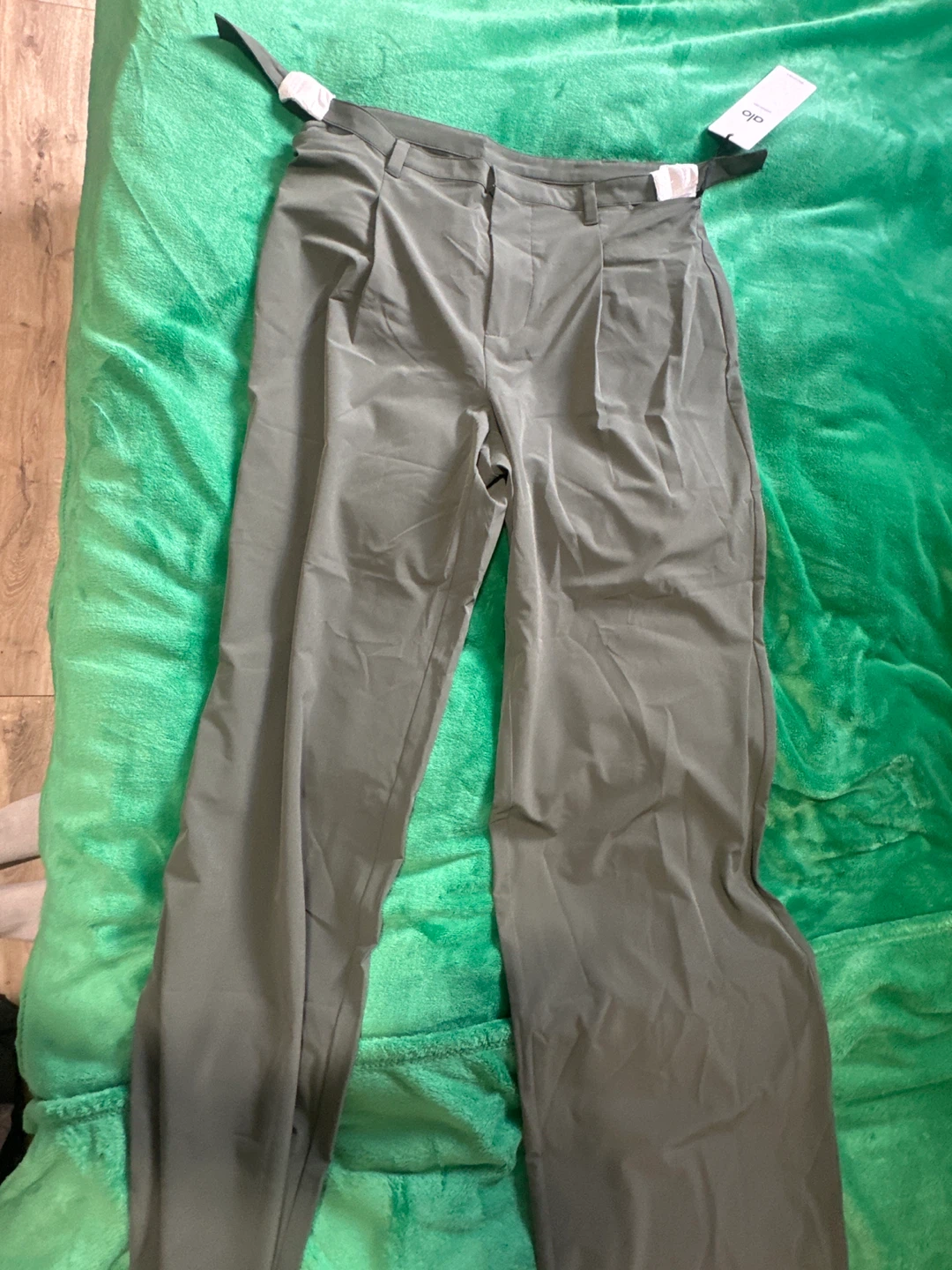 Alo mid rise showdown trousers